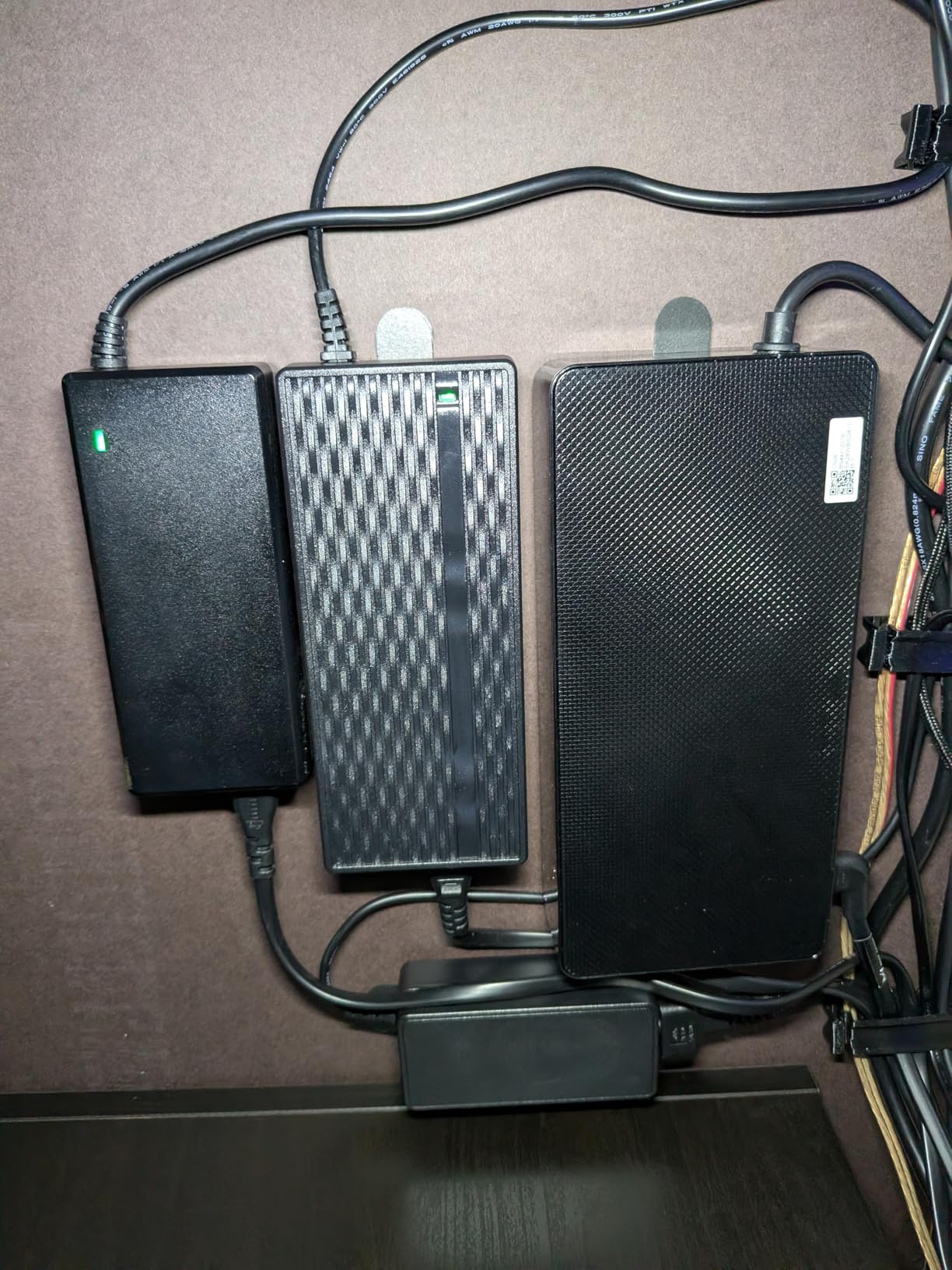 Powered USB 3.2 Hub, ACASIS 16 Ports USB 3.2 Hub with 10Gbps Data Speed,Aluminum Housing, USB Hub Powered with 96W Power Adapter, USB Hub for PC/Laptop, Computer, Flash Drive, Printer, Camera customer photo 2