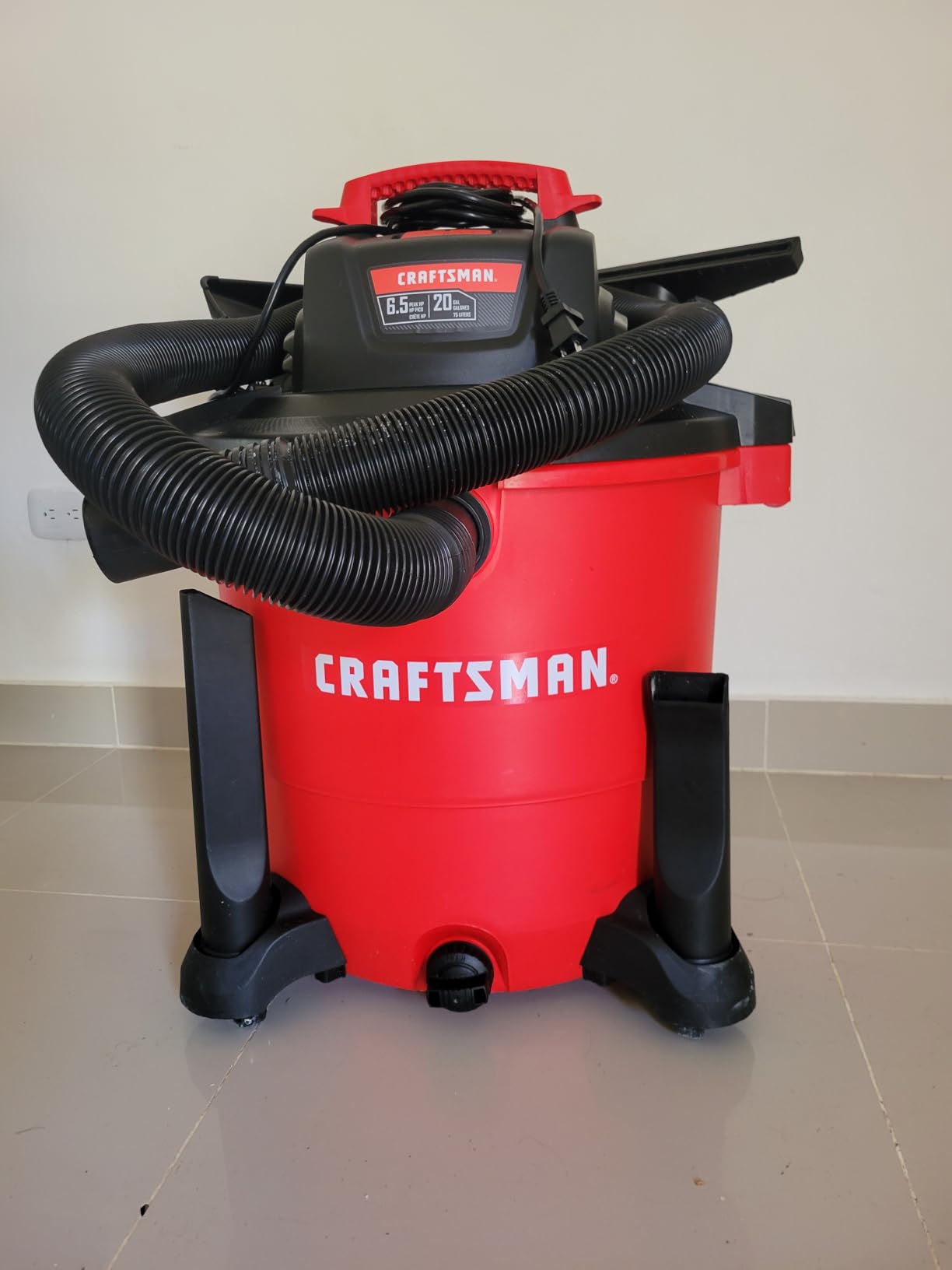CRAFTSMAN CMXEVBE17596 20 Gallon 6.5 Peak HP Wet Dry Vac, Heavy-Duty Shop Vacuum Wet and Dry with Filter, Dust Bag, Hose and Attachments for Shop, Garage, Jobsite Cleaning customer photo 1