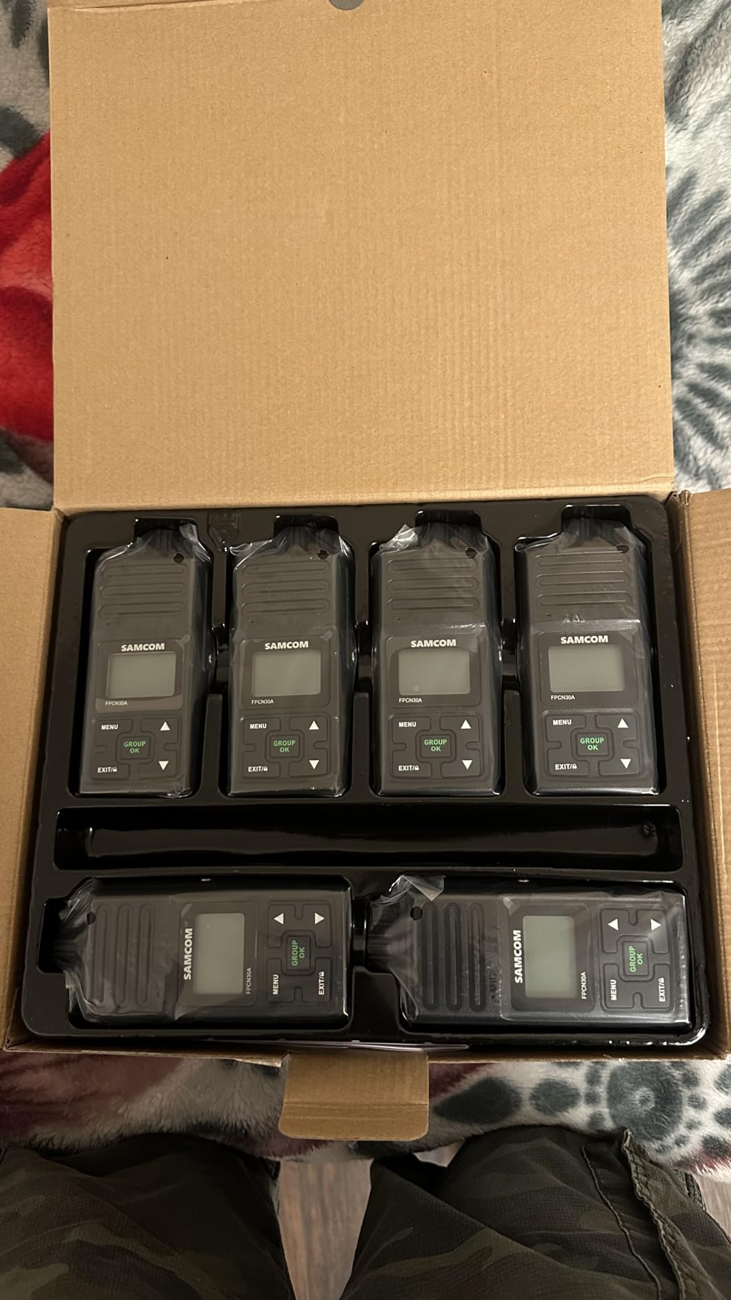 SAMCOM FPCN30A Two Way Radios Long Range 5 Watts Walkie Talkies for Adults Rechargeable 2 Way Radios UHF Handheld Business Group Call Radio 1500mAh Battery with Earpieces for Construction (6 Packs) customer photo 2