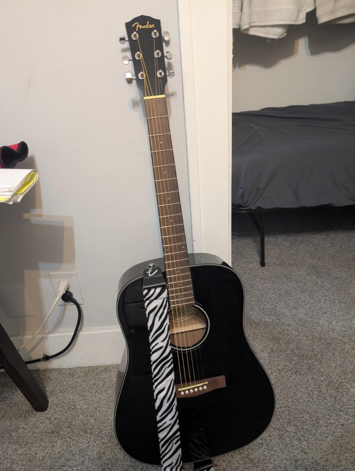 Fender CD-60 Dreadnought V3 Acoustic Guitar, with 2-Year Warranty, Natural, with Case customer photo 1