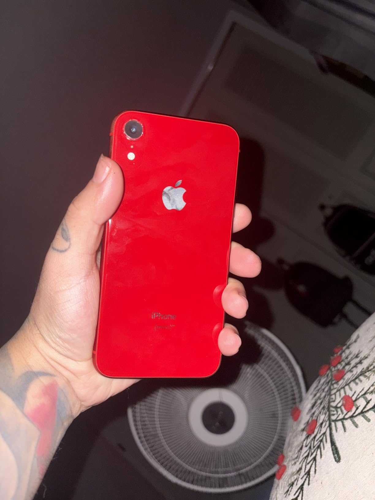 Apple iPhone XR, 64GB, Black - Unlocked (Renewed) customer photo 1