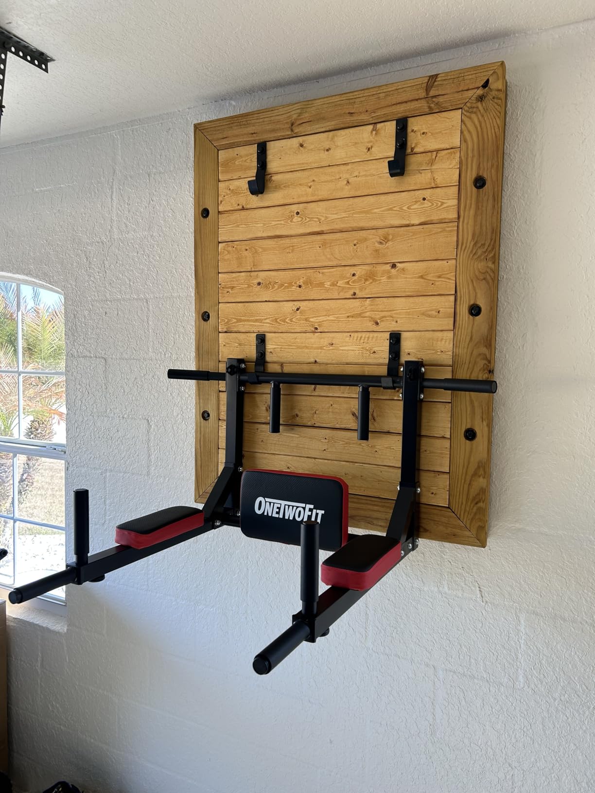 OneTwoFit Multifunctional Wall Mounted Pull Up Bar Chin Up bar Dip Station for Indoor Home Gym Workout, Power Tower Set Training Equipment Fitness Dip Stand Supports to 440 Lbs OT126 customer photo 2