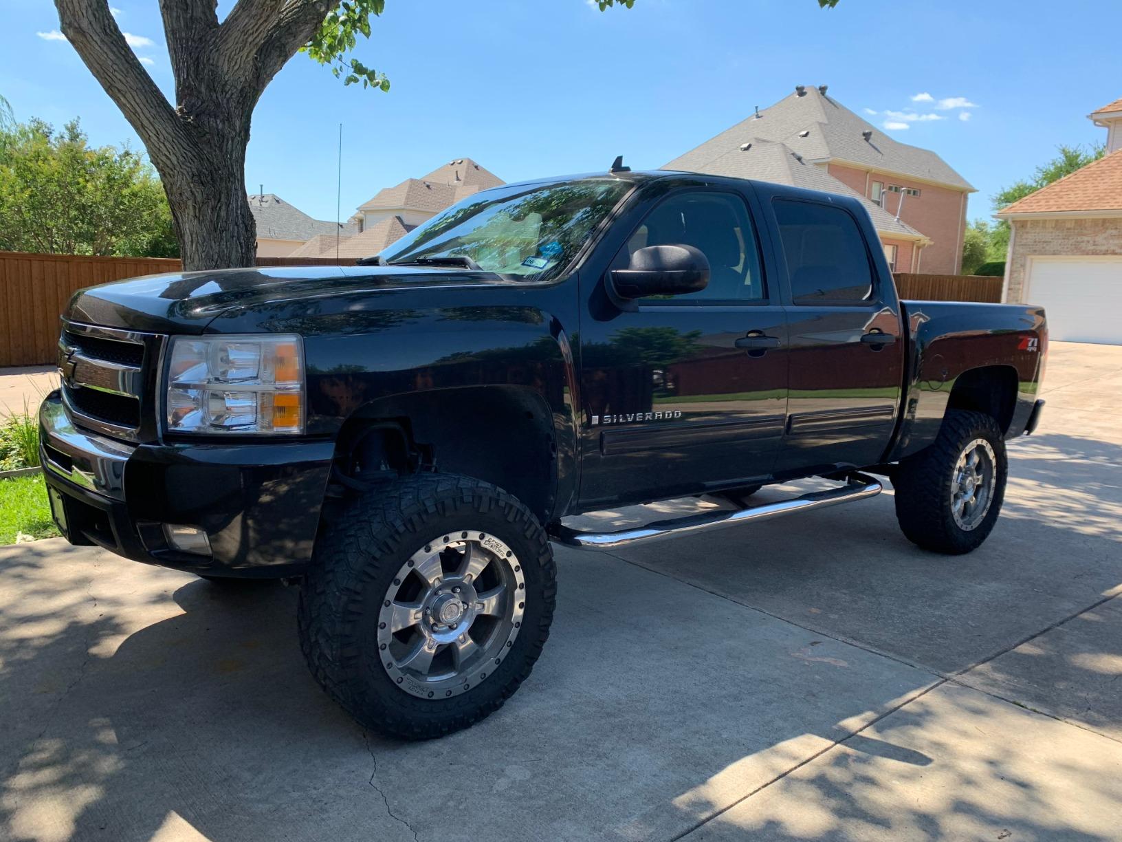 TAC Side Steps Running Boards for Chevy Silverado/GMC Sierra 2001-2018 1500 & 2001-2019 2500/3500 Crew Cab customer photo 2