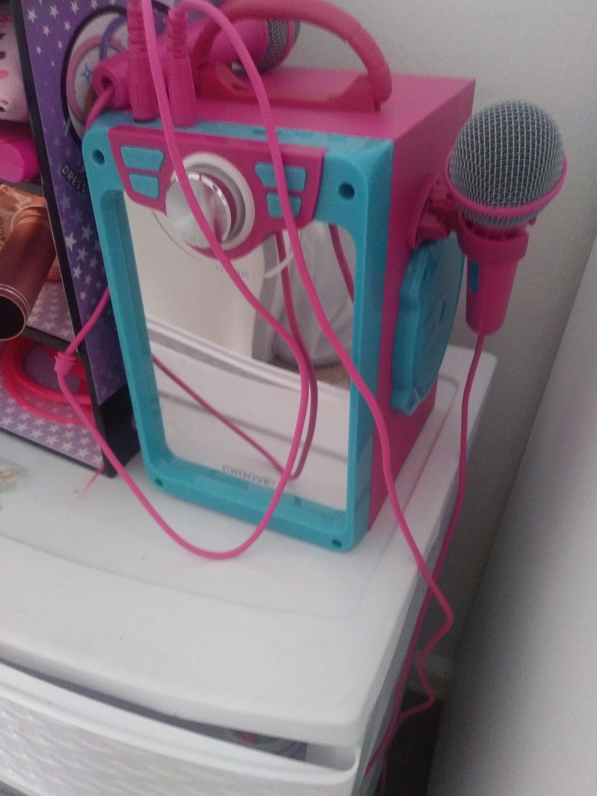 Rechargeable Karaoke Machine for Kids, Pink Portable Karaoke Set, Gift for Girl Speaker & 2 Microphones, Bluetooth/AUX/USB customer photo 2