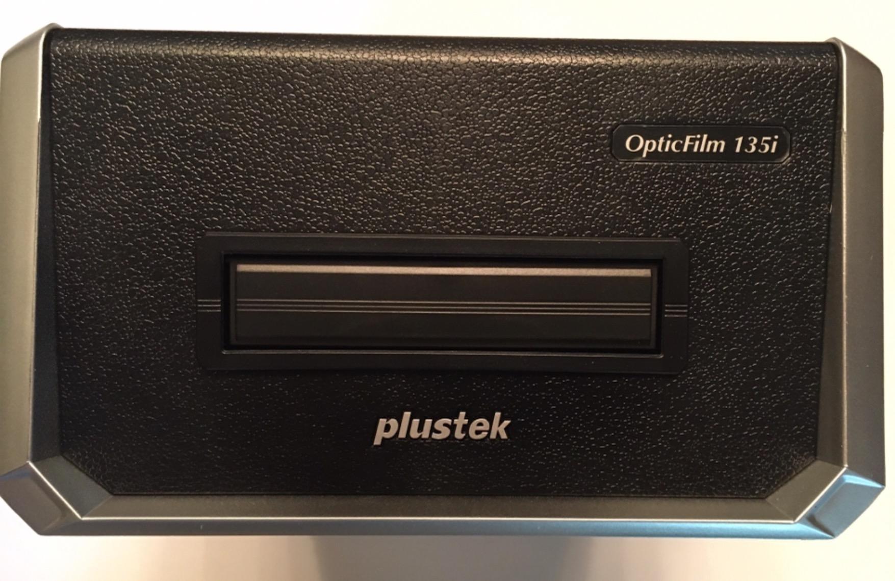 Plustek OpticFilm 135i - Automatic Film & Slide Scanner, Batch converts 35mm Slides & Film Negatives customer photo 1