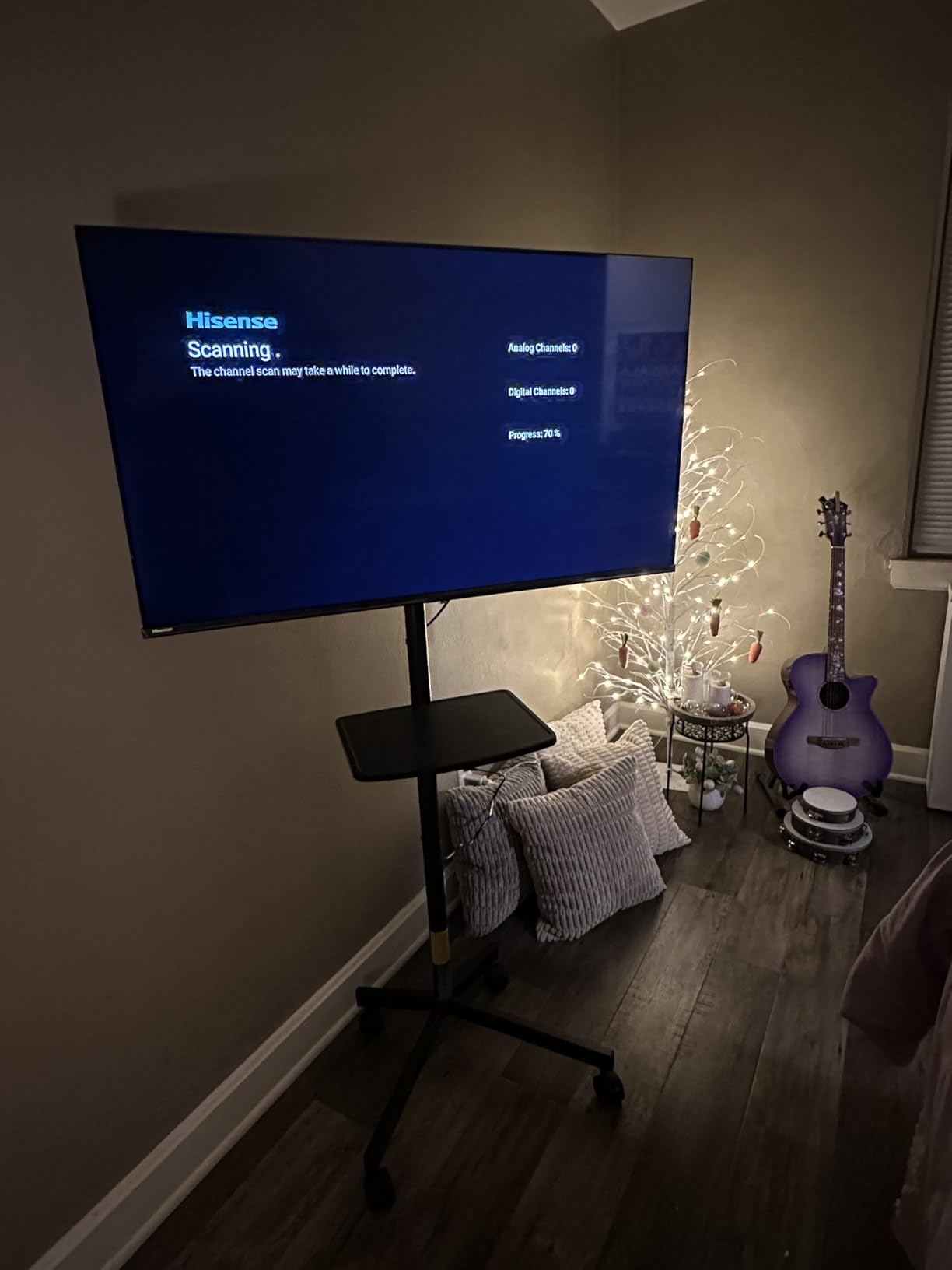 PERLESMITH Rolling TV Stand for 32-83 Inch Screens up to 110lbs, Height Adjustable customer photo 2