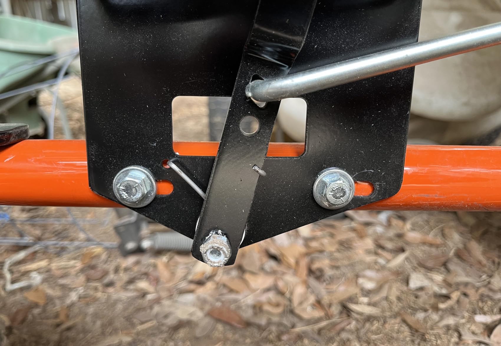 Agri-Fab 45-0547 185 lb. Tow-Behind Lawn & Garden Broadcast Spreader for Seed, Fertilizer, Salt, Ice Melt; Easy Flow Control from Seat customer photo 1