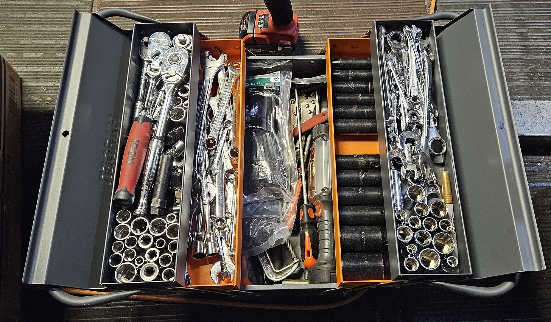 Edward Tools Portable Metal Tool Box with 3 Level Fold Out Organizer Storage customer photo 2