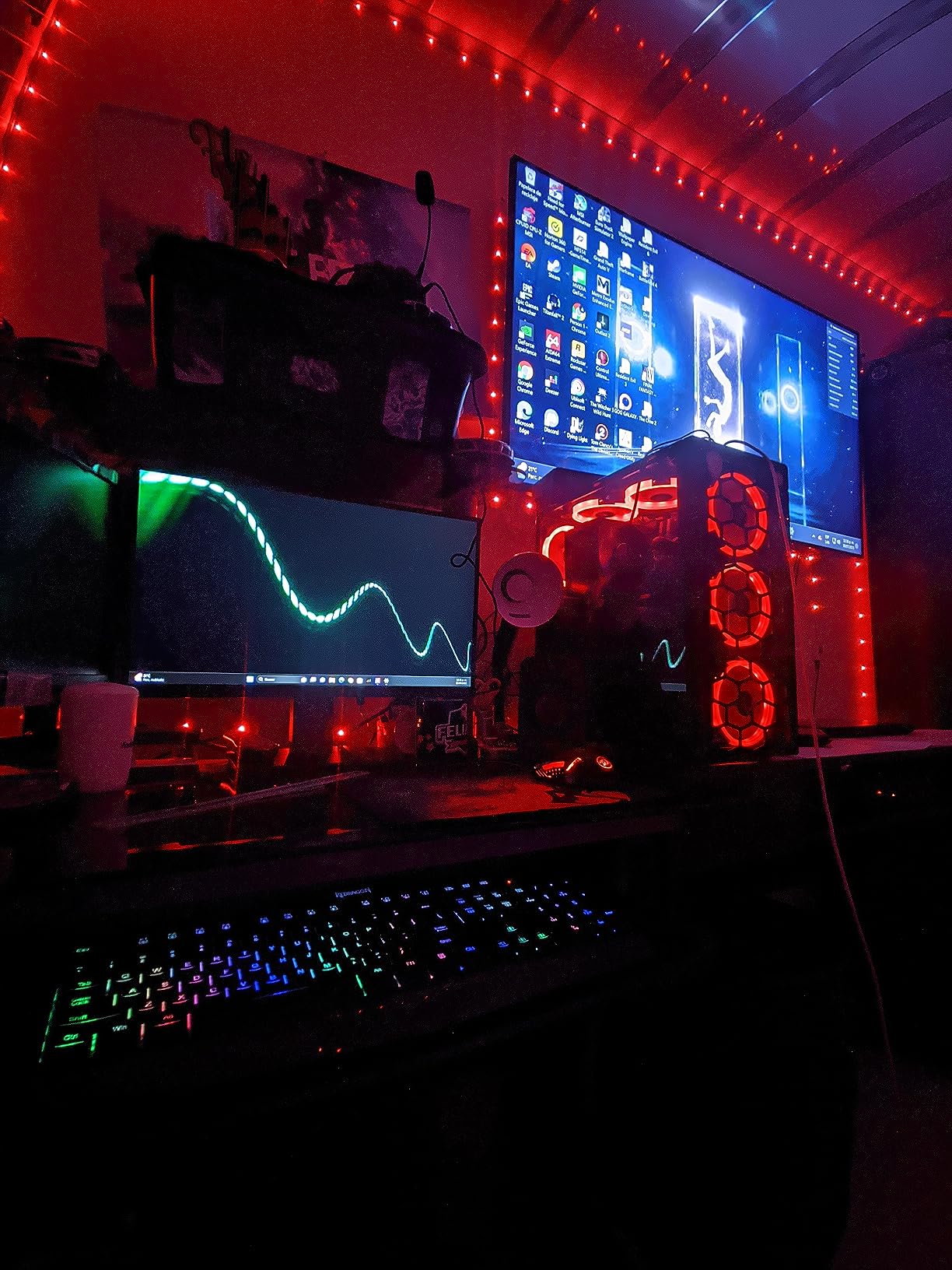 ASUS ROG Strix 850W Gold PSU, Power Supply (ROG heatsinks, Axial-tech Fan Design, Dual Ball Fan Bearings, 0dB Technology, 80 Plus Gold Certification, Fully Modular Cables, 10-Year Warranty) customer photo 1