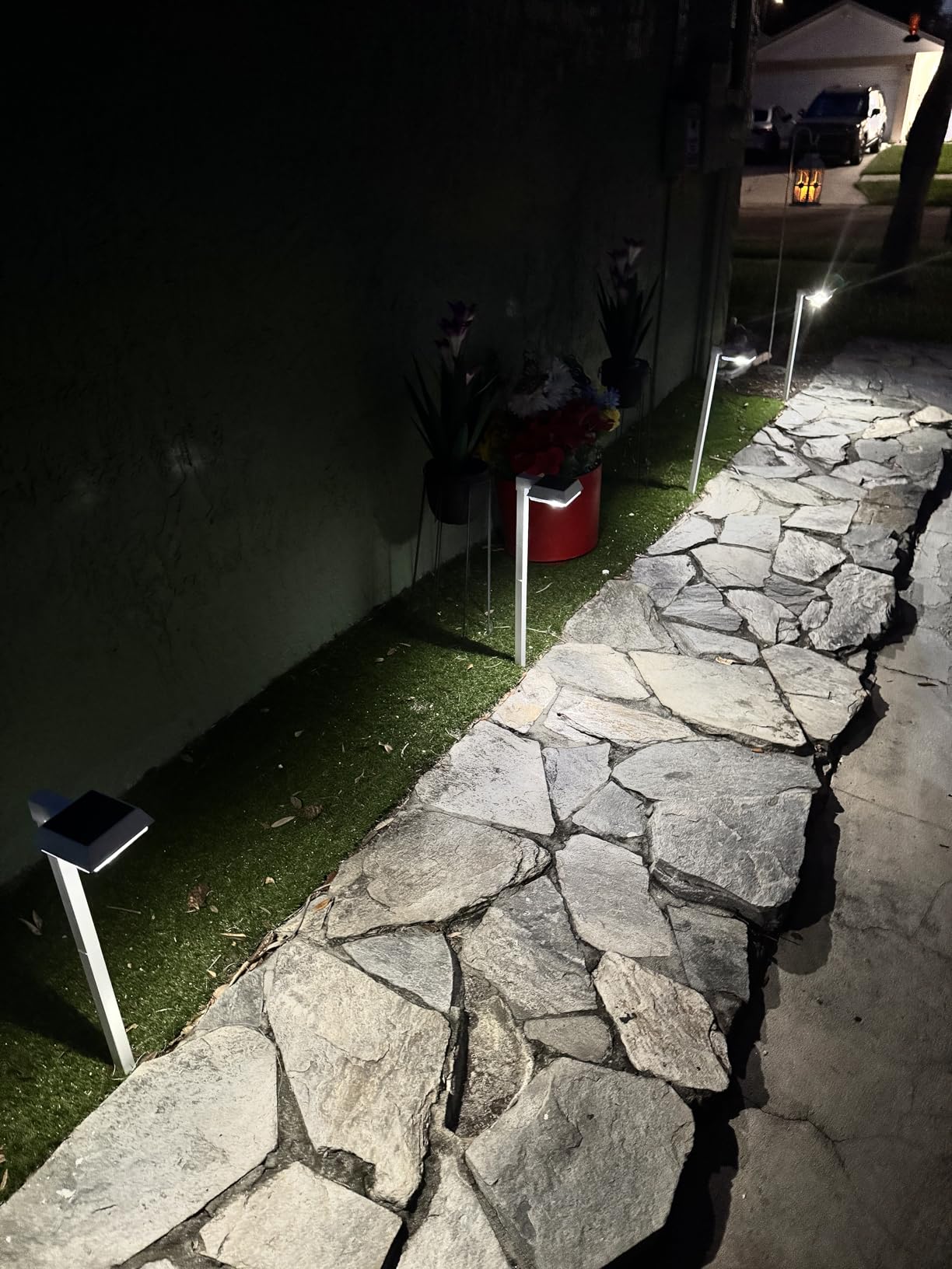 Bobcat Solar Pathway Lights Outdoor Super Bright 300 lumens with 2-in-1 Warm White and Daylight Color Modes, Solar LED Lights Outdoor Waterproof for Path, Sidewalk, Driveway or Walk Way Light(4 Pack) customer photo 2