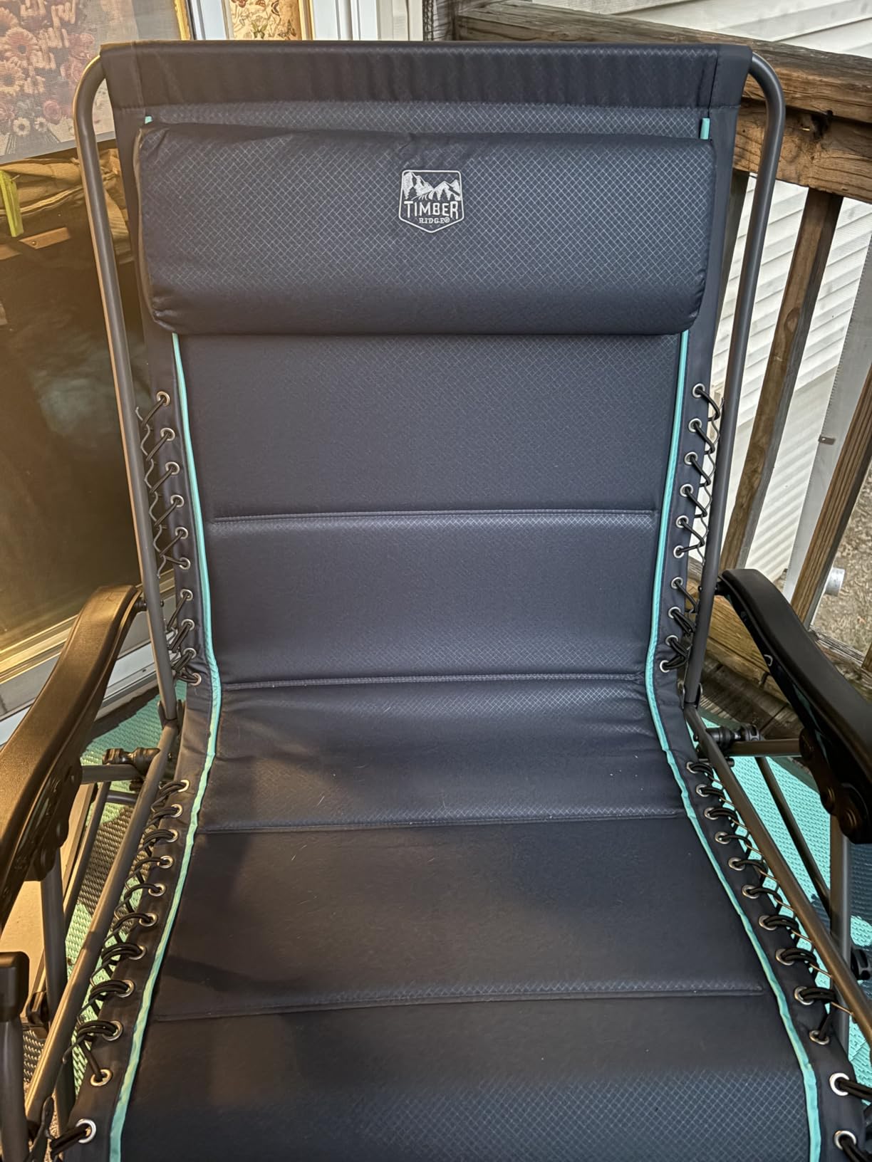 Timber Ridge Oversized Zero Gravity Chair, 33In Wide XXL Zero Gravity Reclining Chair with Side Table, Supports 500lbs, Grey customer photo 2