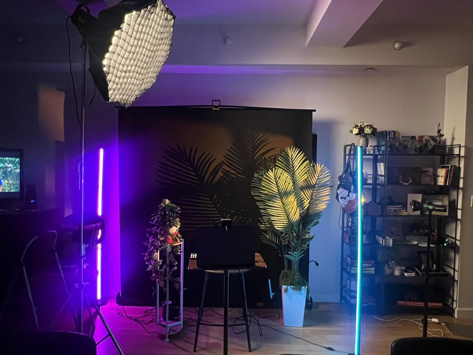 【Wider Style】 RAUBAY 78.7 x 82.7in Large Collapsible Green Screen Backdrop Portable Retractable Chroma Key Panel Photo Background with Stand for Video Conference, Photographic Studio, Streaming customer photo 2