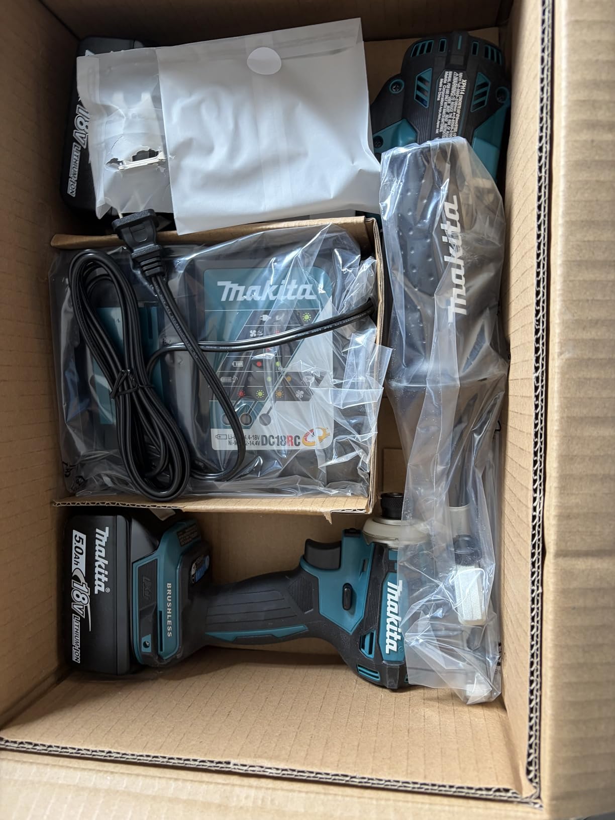 Makita XT288T 18V LXT Lithium-Ion Brushless Cordless 2-Pc. Combo Kit (5.0Ah) customer photo 1