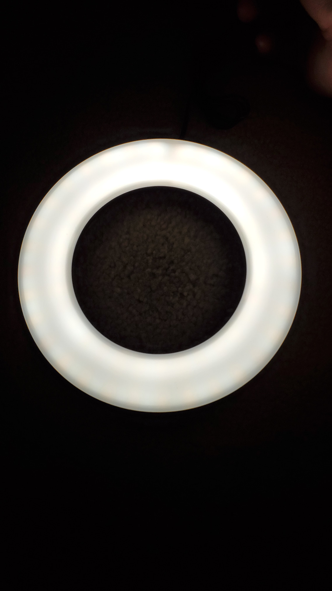 Video Conference Lighting Kit, Ring Light Clip on Laptop Monitor with 5 Dimmable Color & 5 Brightness Level for Webcam Lighting/Zoom Lighting/Remote Working/Self Broadcasting and Live Streaming customer photo 1