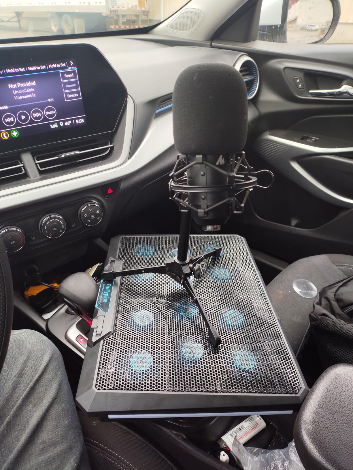 Microphone Stand Desk, BILIONE Portable Foldable Tripod with Mic Clip Holder Adjustable Desktop Microphone Stand for Dynamic Microphone customer photo 1
