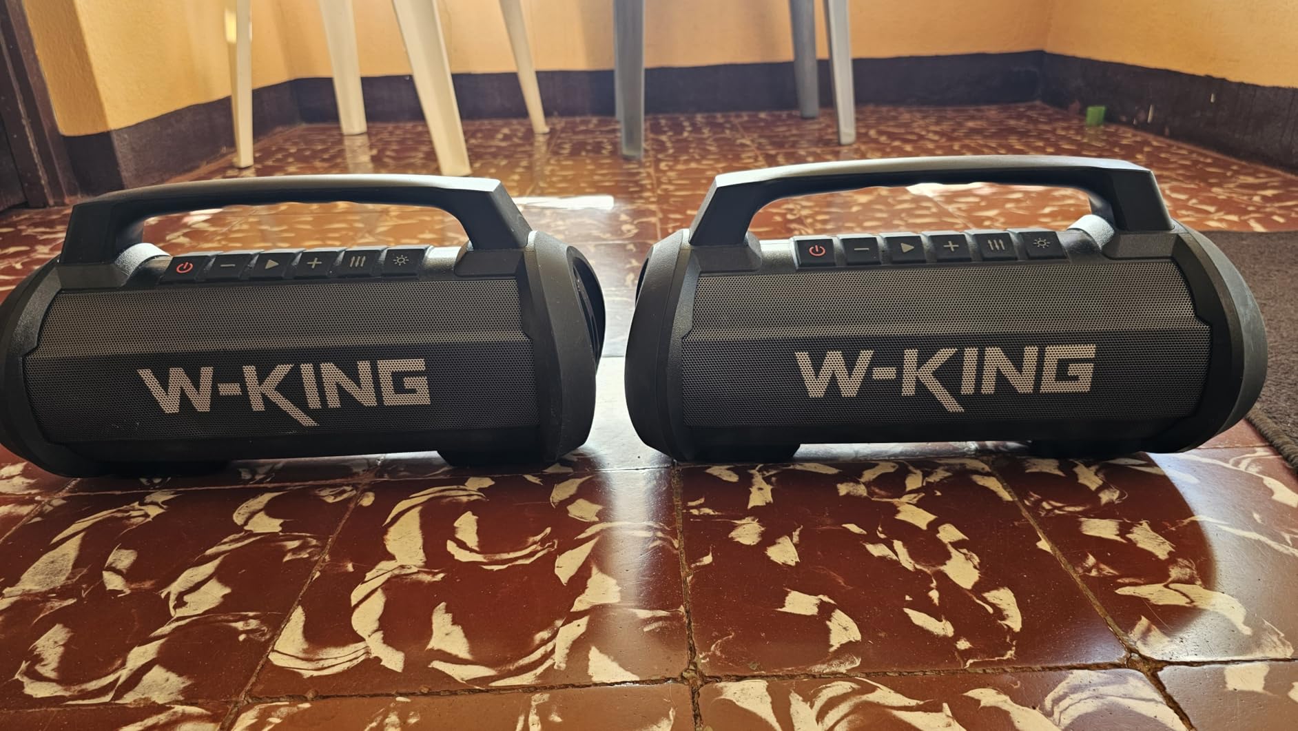W-KING Portable Speakers Bluetooth Wireless, 120W Max, 70W Deep Bass, IPX6 Waterproof, 42H Playtime customer photo 2