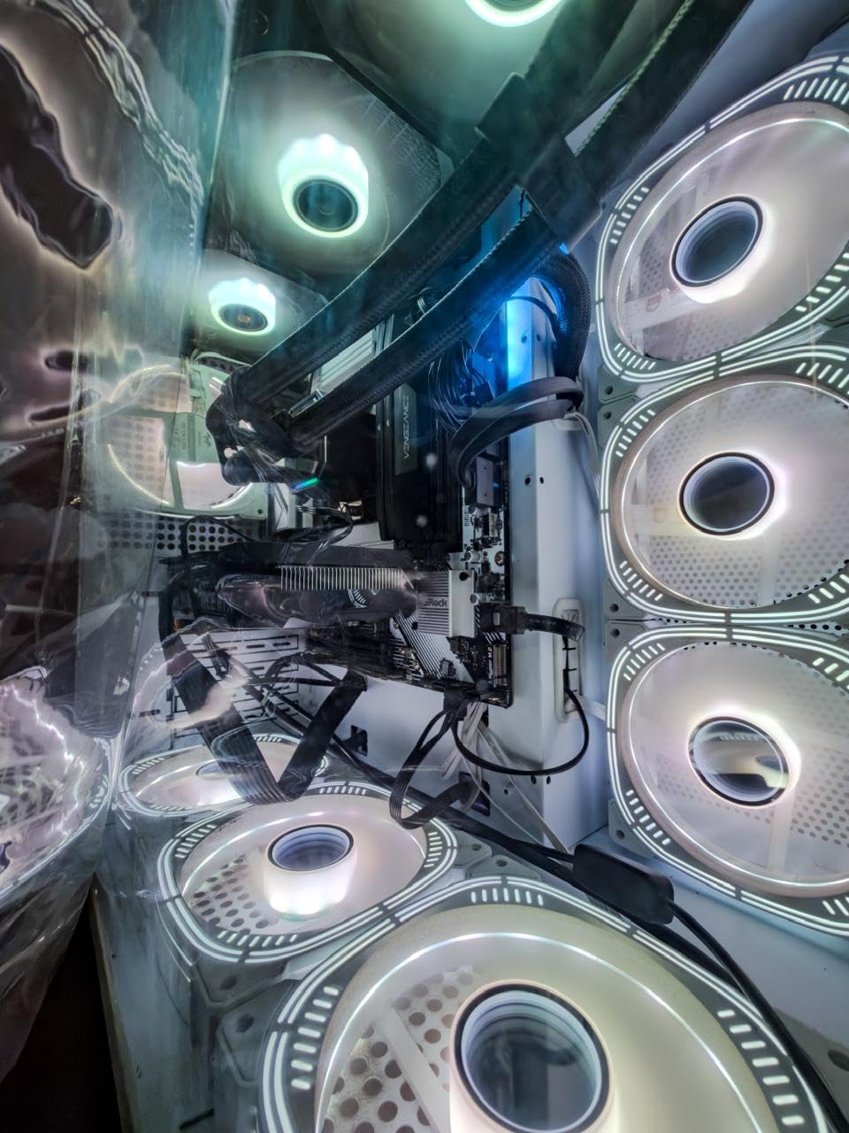 Intel Core i7-12700KF Desktop Processor 12 (8P+4E) Cores up to 5.0 GHz Unlocked customer photo 2