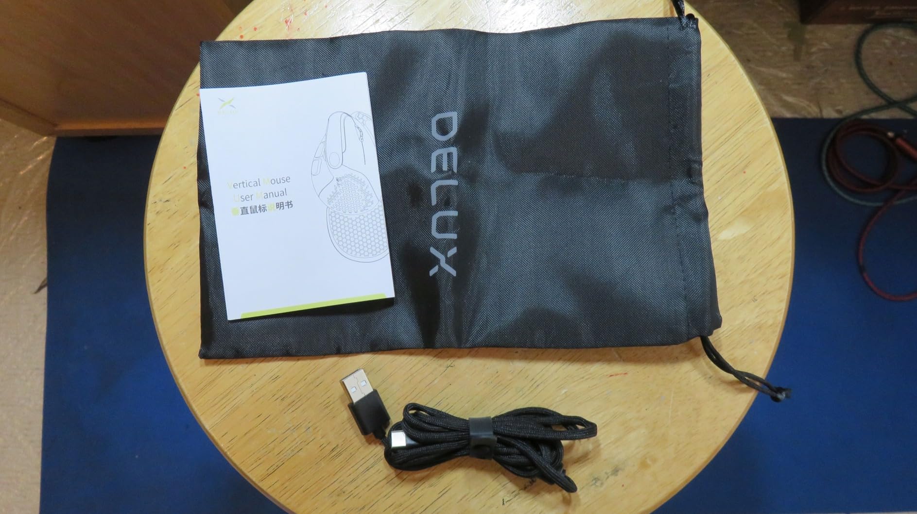 DELUX Seeker Ergonomic Mouse Wireless, Vertical Mouse with OLED Screen, 6 Buttons and Thumb Wheel Function, Silent Click, Up to 7200DPI, Programmable, Rechargeable, BT/2.4G/Wired, RGB Light(M618XSD-Black) customer photo 2