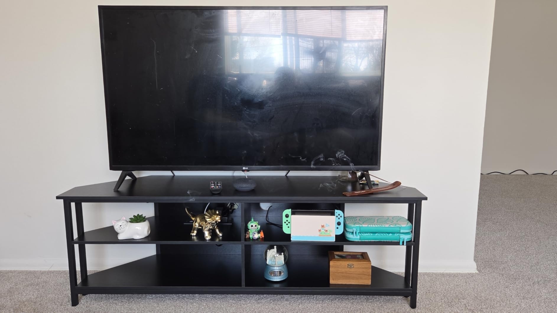 Unikito 55'' Corner TV Stand with Power Outlet, Corner Entertainment Center TV Console Table with 4 Open Storage Shelves customer photo 2