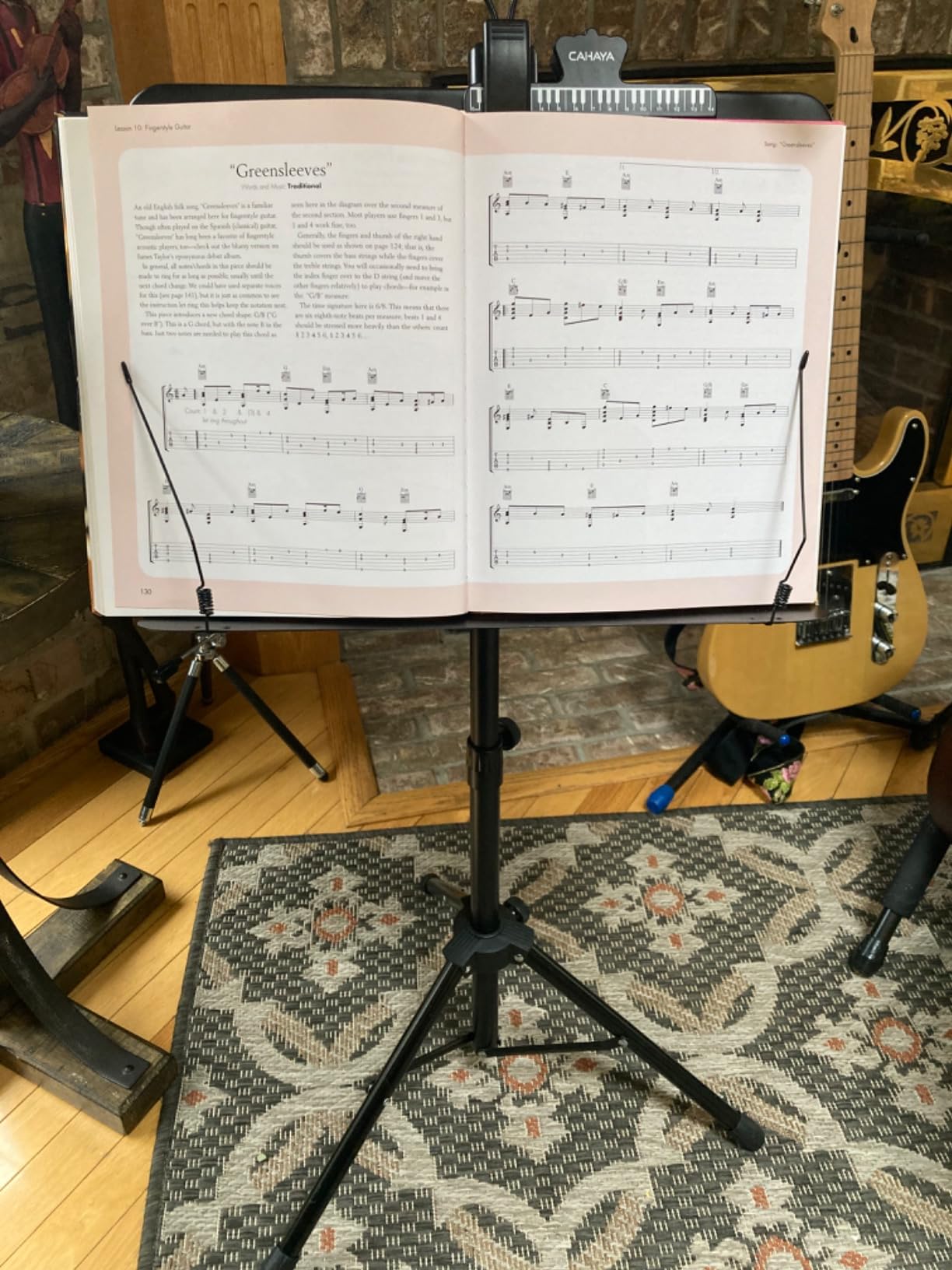 CAHAYA 6 IN 1 Sheet Music Stand with Stand Light Desktop Book Stand with Carrying Bag, Sheet Music Folder & Clip customer photo 2
