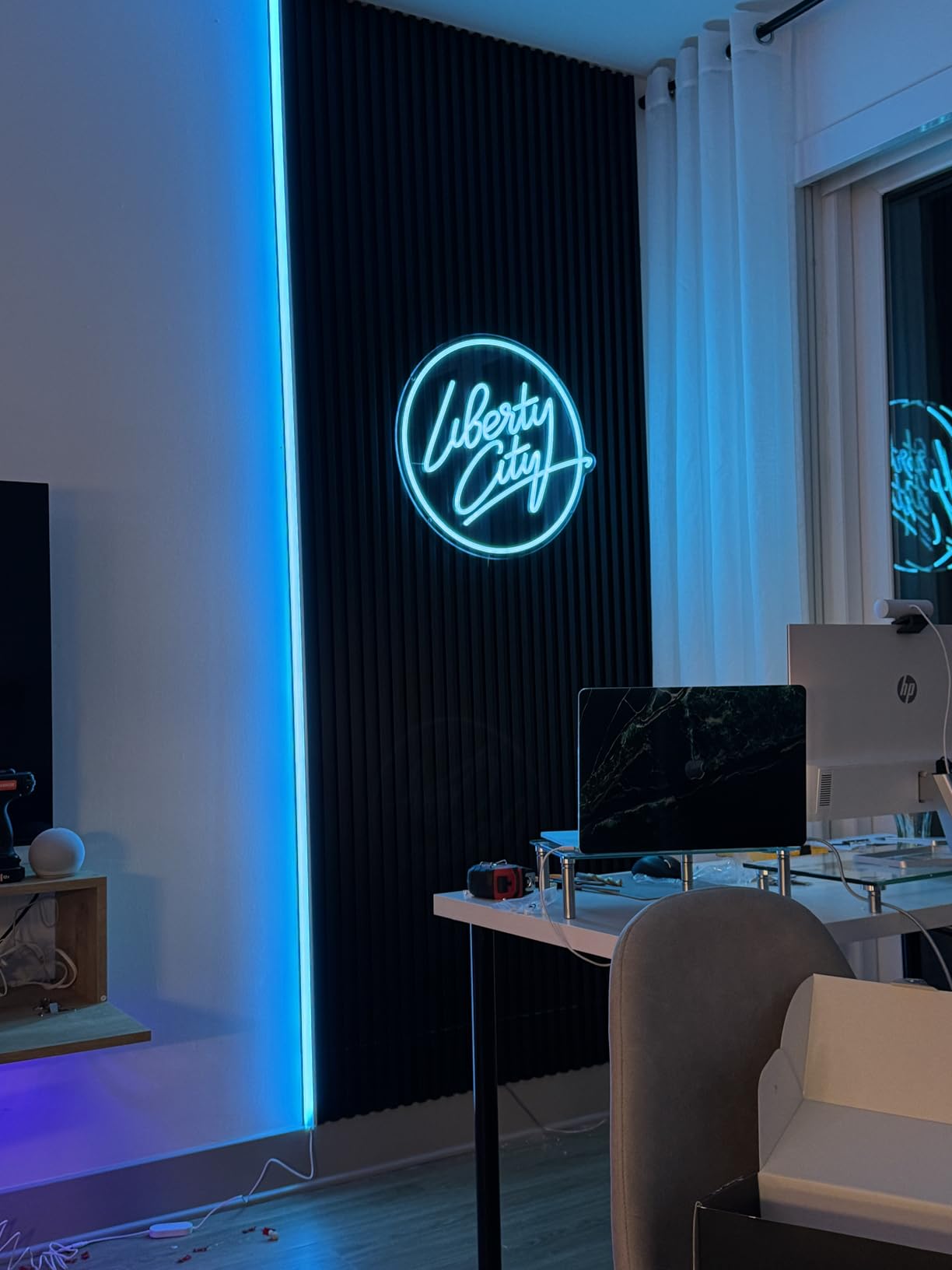 Custom Neon Signs, Personalized Dimmable LED Neon Signs for Family Birthday Bar Wedding Party Night Light & Company Logo or Business Signs, Birthday Gift Name Neon Lights customer photo 1