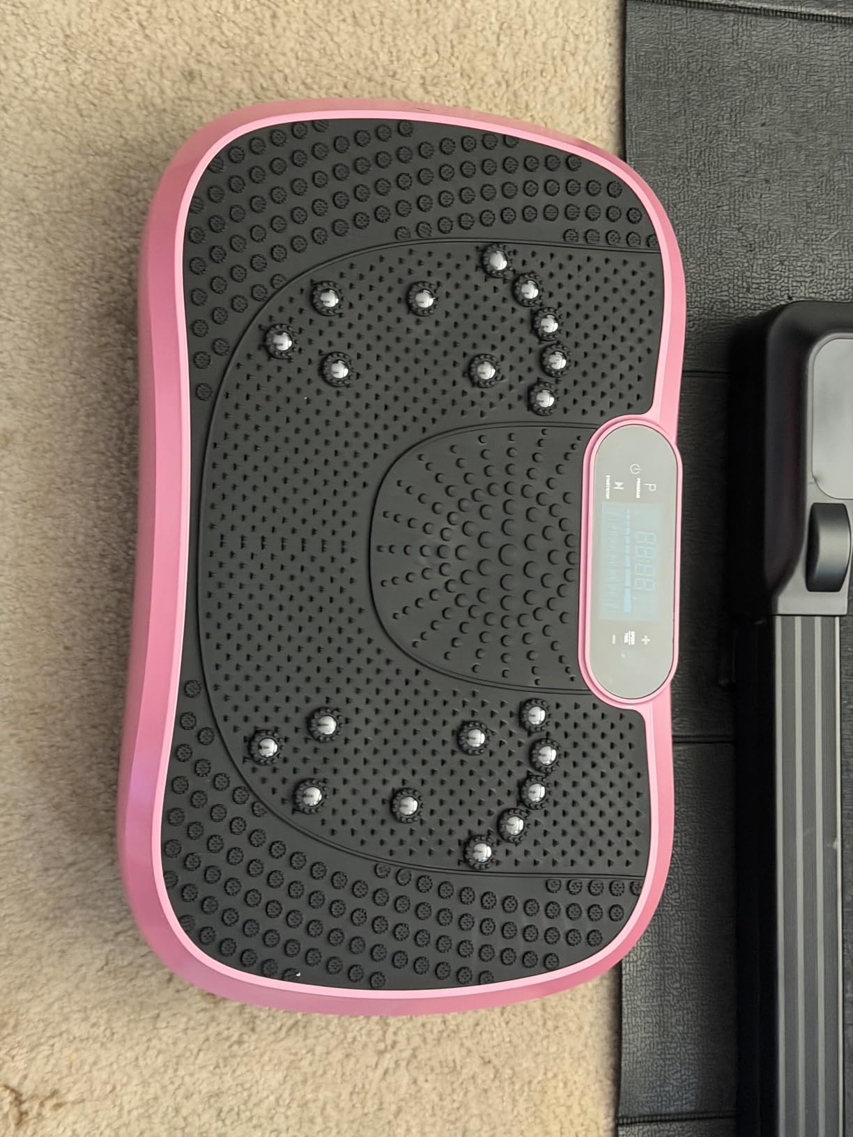 AXV Vibration Plate Fitness Platform Exercise Machine Vibrating Shaking Full Body Shaker Workout Vibrate Stand Shake Board Sport for Weight Loss Fat Burner for Gym Home Office customer photo 1