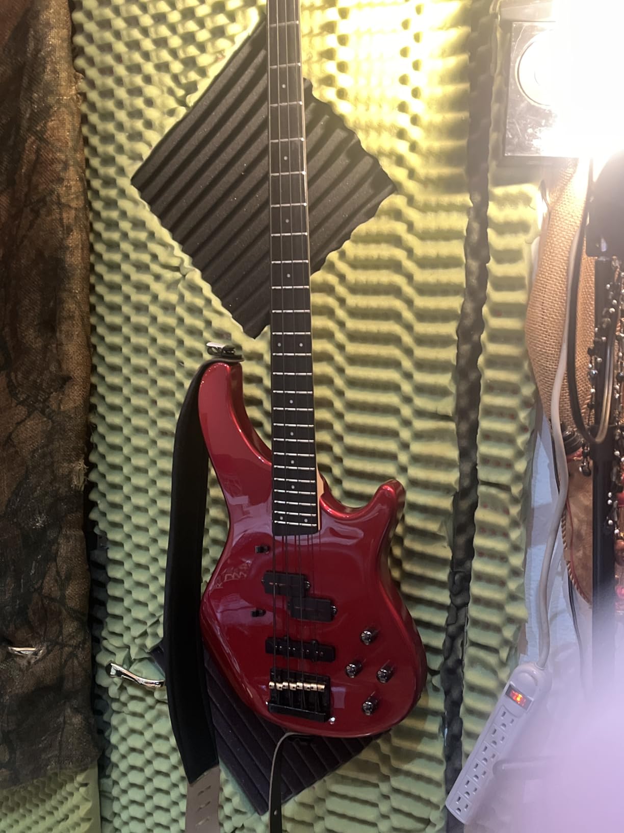 Donner Electric Bass Guitar Kit customer photo 1