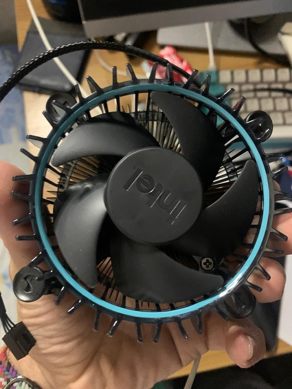 Intel Core i3-12100F Desktop Processor 4 (4P-0E) Cores Up to 4.3 GHz Turbo Frequency LGA1700 600 Series Chipset 58W customer photo 2