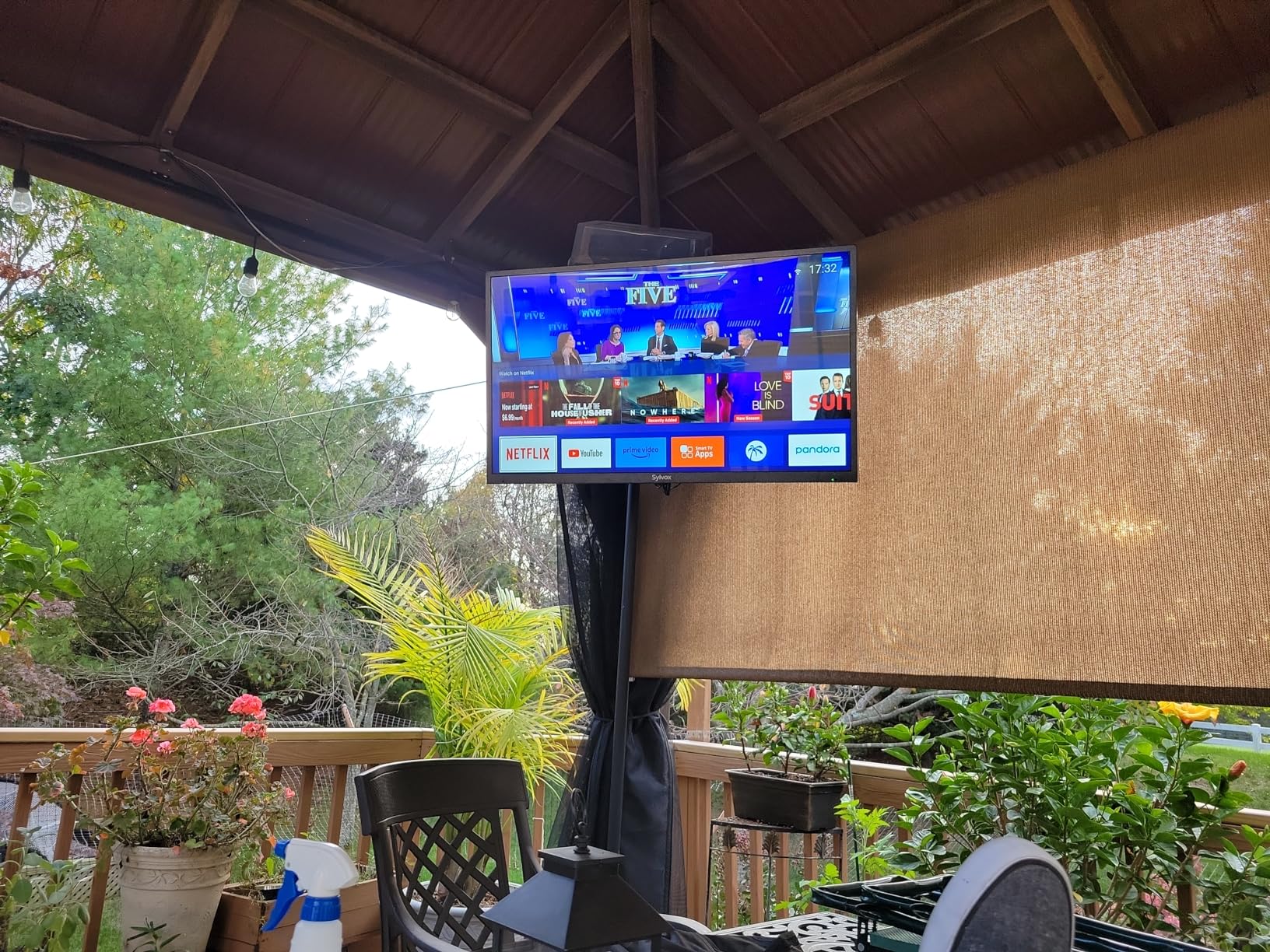 SYLVOX 43 inch Outdoor TV, Smart TV Compatible with Google Waterproof 4K LED Outdoor Television with Dual Speakers, Support Bluetooth & Wi-Fi, Deck Pro 2.0 Series Suitable for Partial Sun Areas customer photo 2