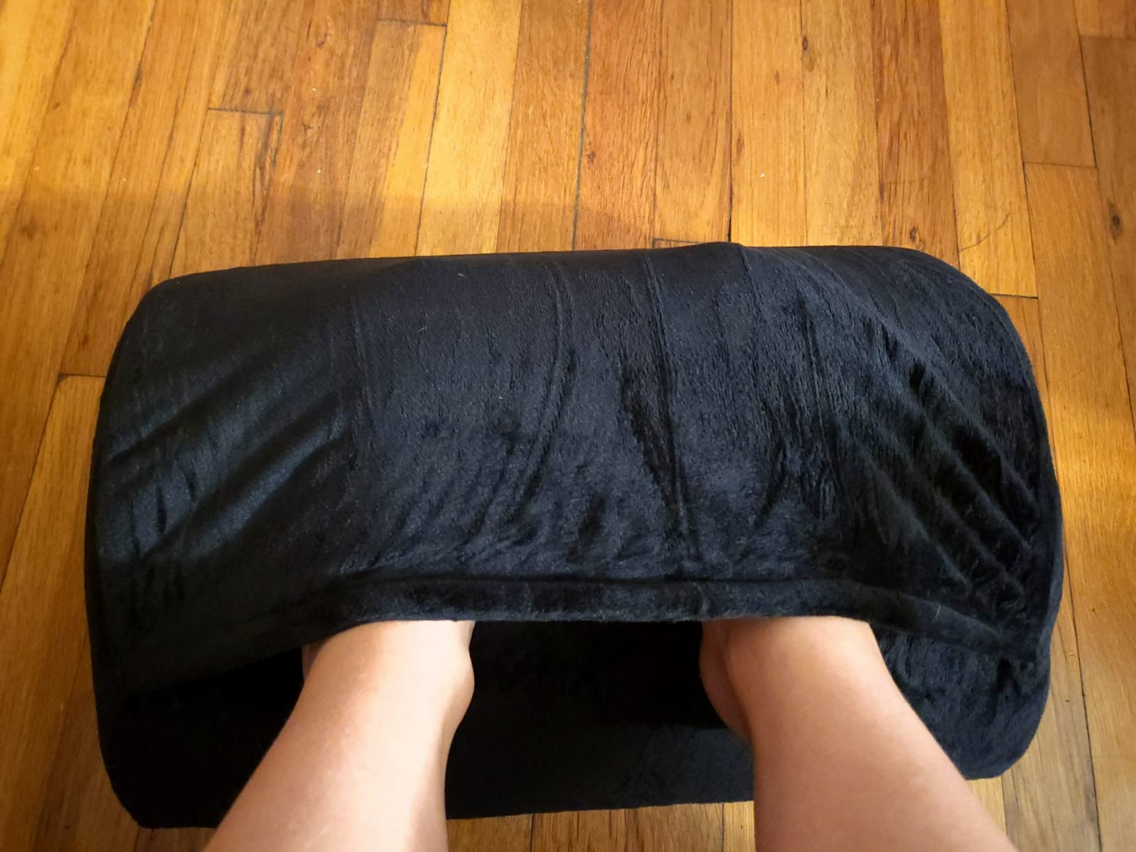 EverRest Under Desk Footrest for Office Use - Warmer Feet, 3 Adjustable Heights - Tall Ergonomic Foot Rest Stool for Gaming Chair customer photo 2
