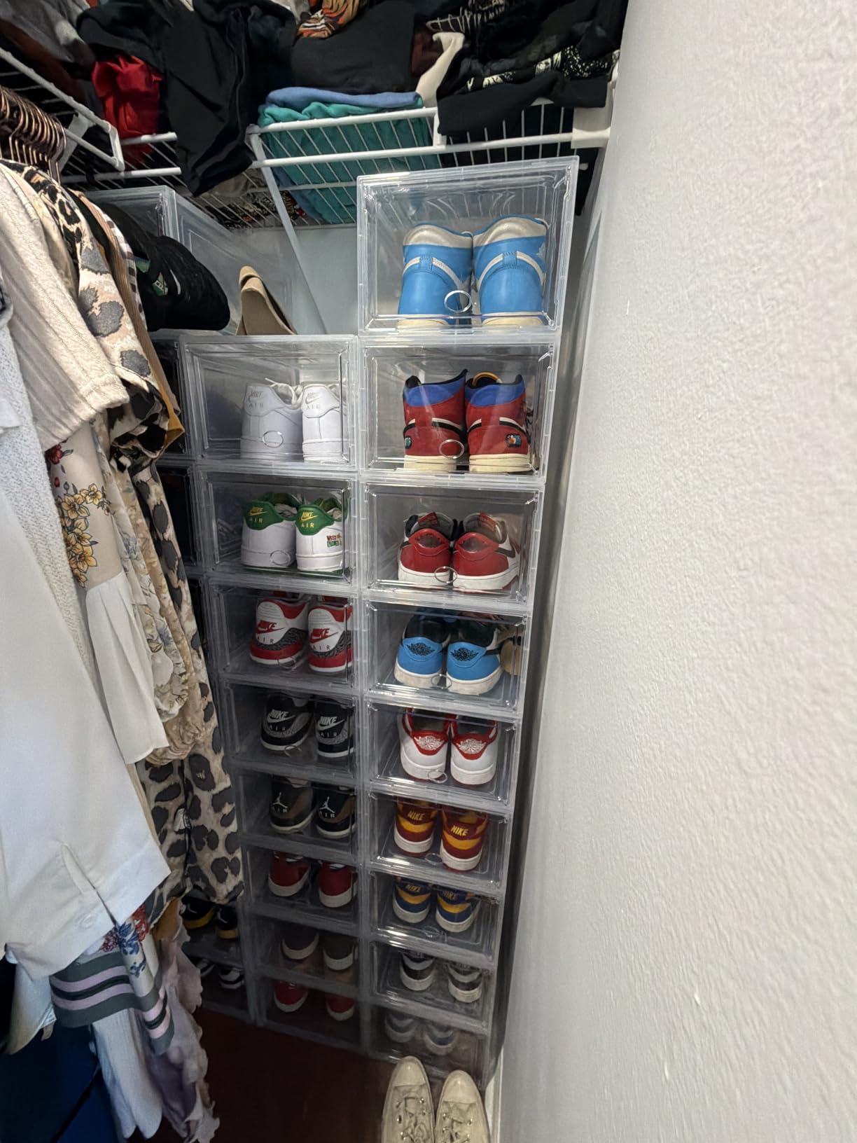 Thickened Clear Shoe Storage Organizer with Magnetic Door, Sturdy Stackable Shoe Boxes for Closet, Collapsible Space-Saving Shoe Rack for Sneakers & Boots, Plastic Shoe Cabinet Box Set, 6 Pack, White customer photo 1