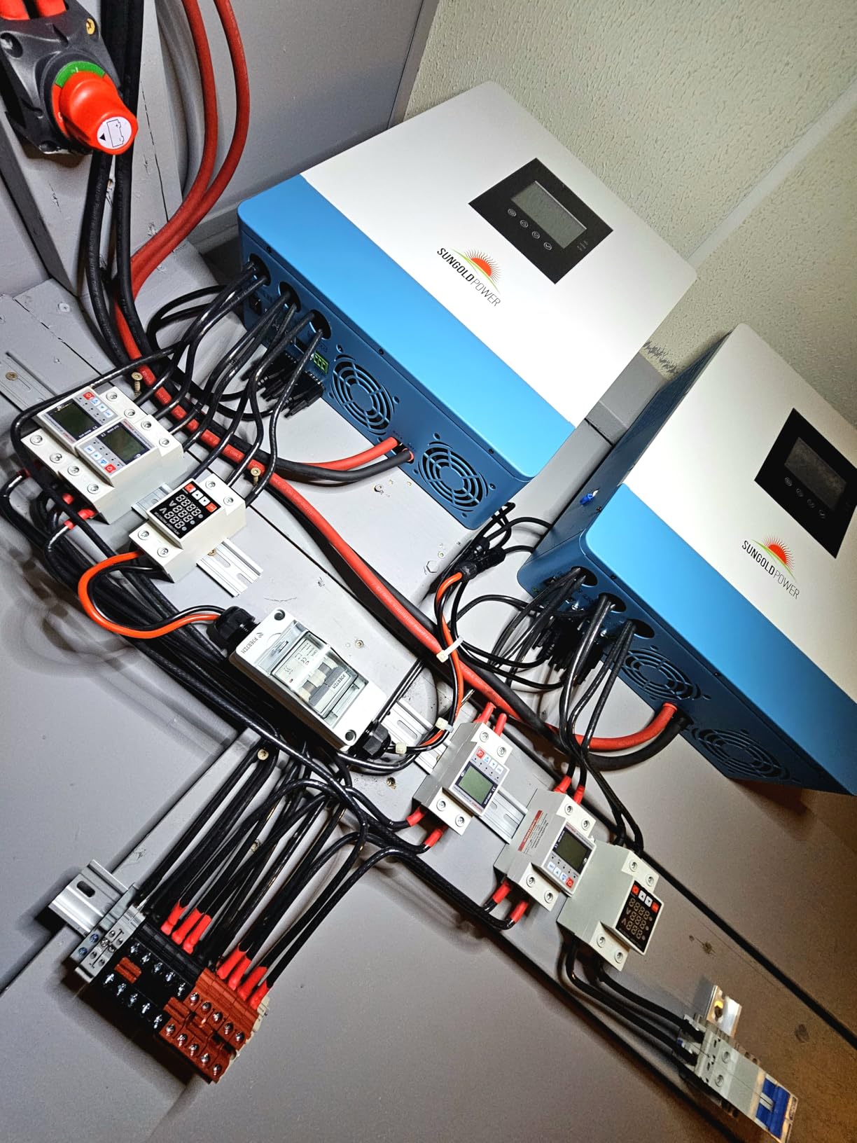 5000W DC 48V UL1741 Pure Sine Wave Solar Inverter, 100A MPPT Solar Charger and 40A AC Battery Charger, 120V AC Output Solar Inverter Charger (Support Parallel) customer photo 1