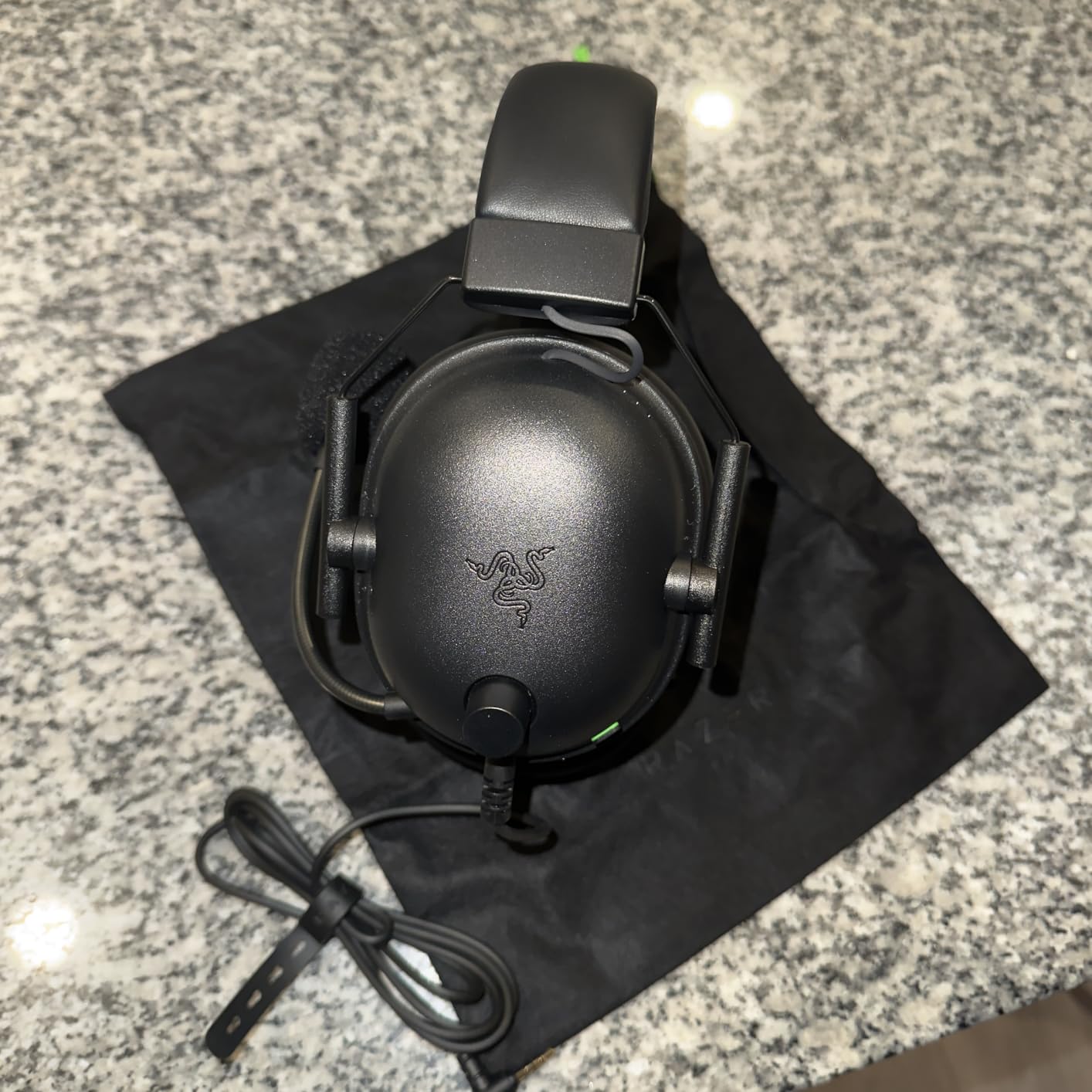 Razer BlackShark V2 X Gaming Headset: 7.1 Surround Sound - 50mm Drivers - Memory Foam Cushions - for PC, PS4, PS5, Switch - 3.5mm Audio Jack - Quartz Pink customer photo 2
