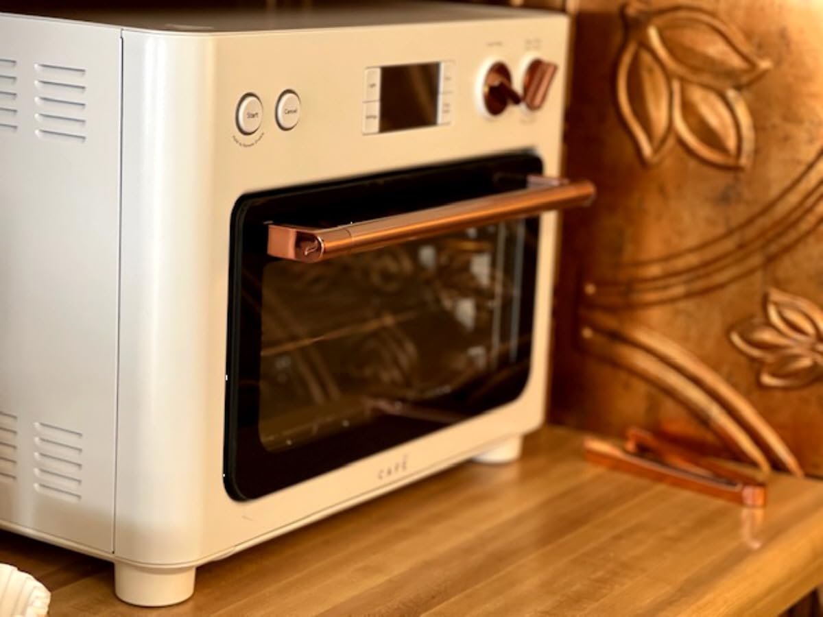 Café Couture Oven with 14 essential cooking modes, including Air Fry, CrispFinish, Bake, Broil, Roast, Toast, Pizza, WiFi & Smart Connected, Voice Control, Countertop Small Appliances, Matte Black customer photo 2