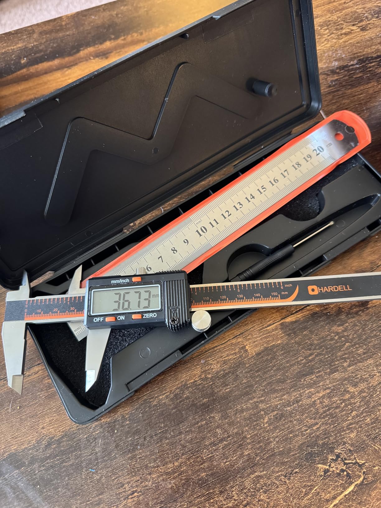 HARDELL Digital Caliper, 6 Inch Stainless Steel Caliper Measuring Tool with Large LCD Screen, Electronic Micrometer Caliper Digital Inch/Millimeter Conversion, Automatic Off (Ruler & 2 Batteries) customer photo 1