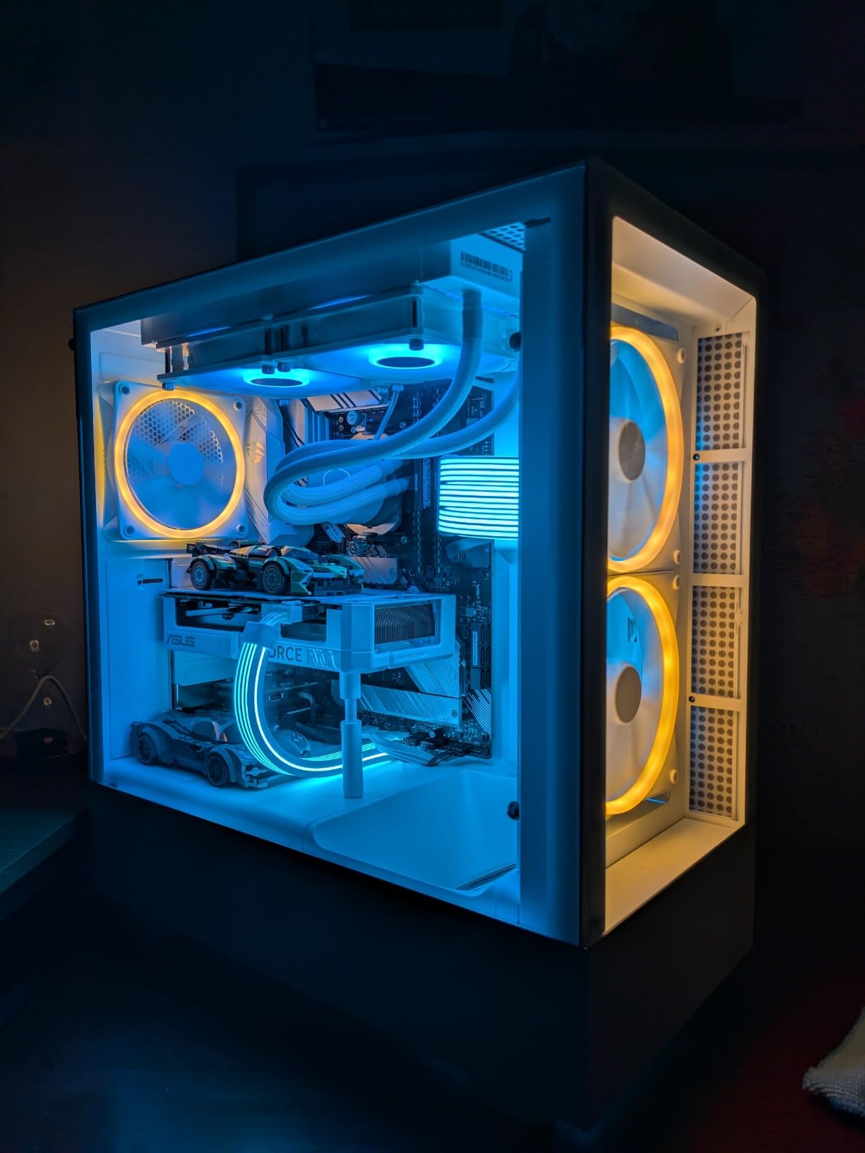 NZXT F120RGB Duo - 120mm Dual-Sided RGB Fan - Single Pack - Black customer photo 2