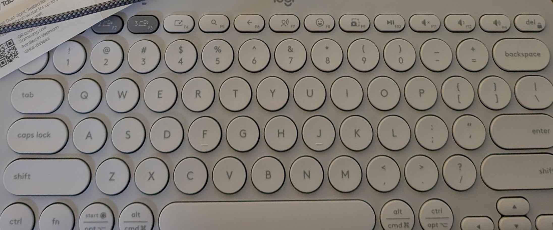 Pebble Keys 2 K380s, Multi-Device Bluetooth Wireless Keyboard with Customizable Shortcuts, Slim and Portable, Easy-Switch for Windows, macOS, iPadOS, Android, Chrome OS - Tonal Graphite customer photo 2