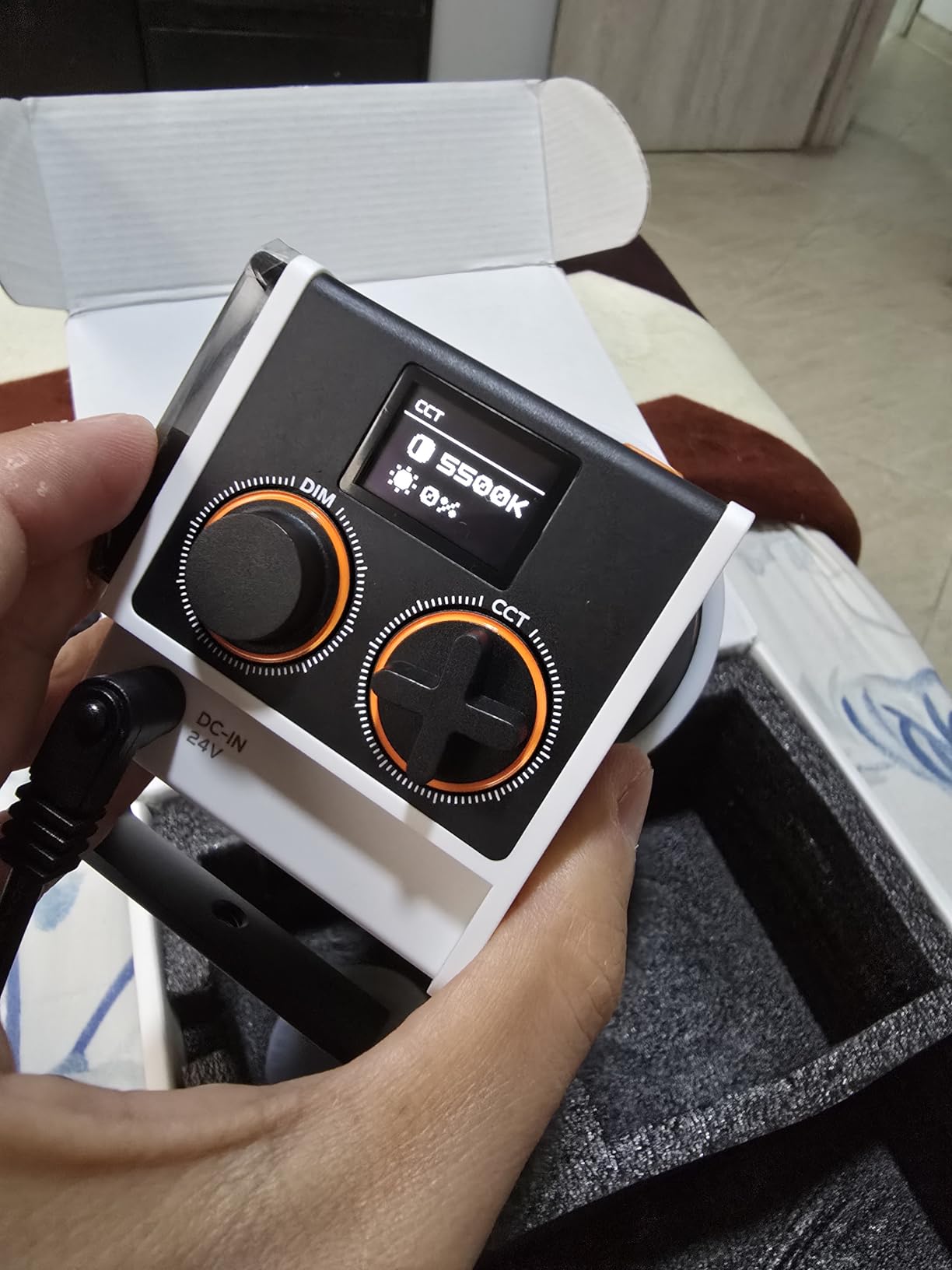 ZHIYUN Molus G60 Bi-Color Video Light, 300g Portable 60W COB LED Continuous Output Lighting, CRI≥96, TLCI≥97, Bluetooth App Control, ZY Mount Ecosystem DC/PD Power Supply customer photo 1