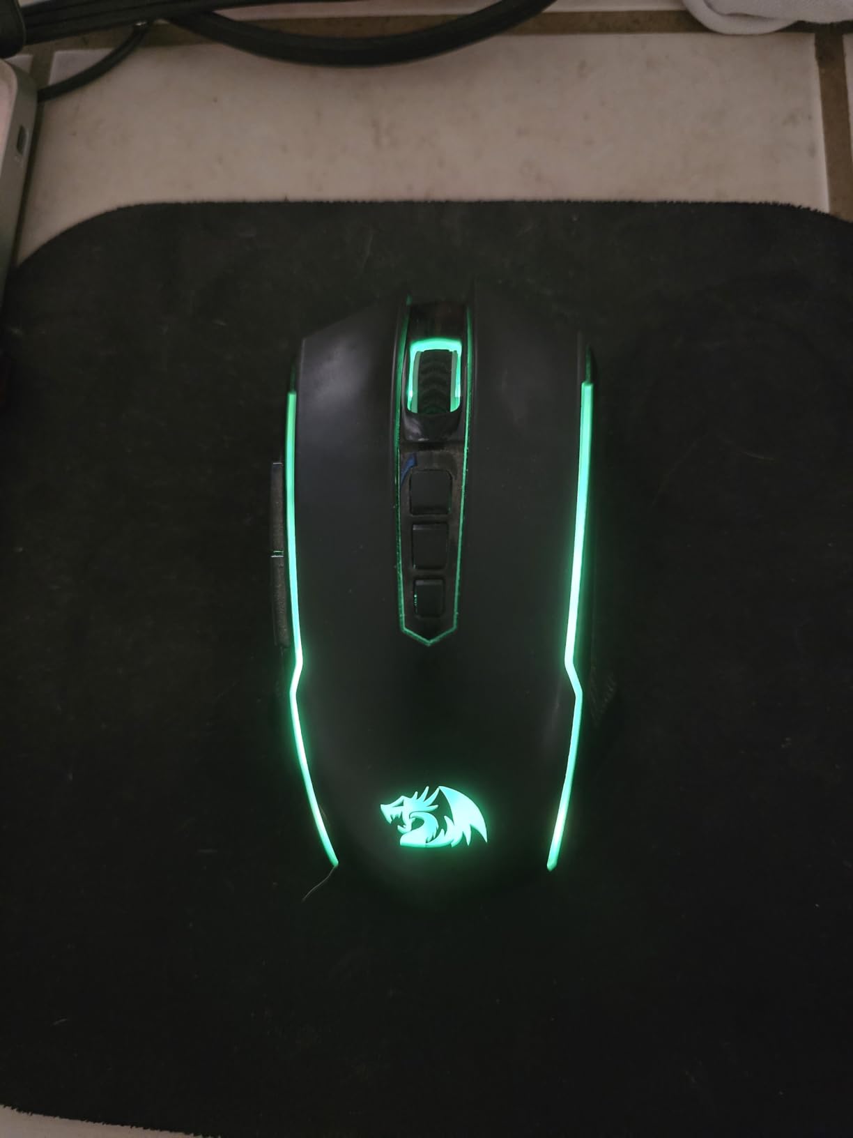 Redragon Wireless Gaming Mouse with RGB Backlit, 8000 DPI, with Fire Button, Macro Editing Programmable, 70Hrs for Windows/Mac, Rechargeable, White, M910-WS customer photo 2
