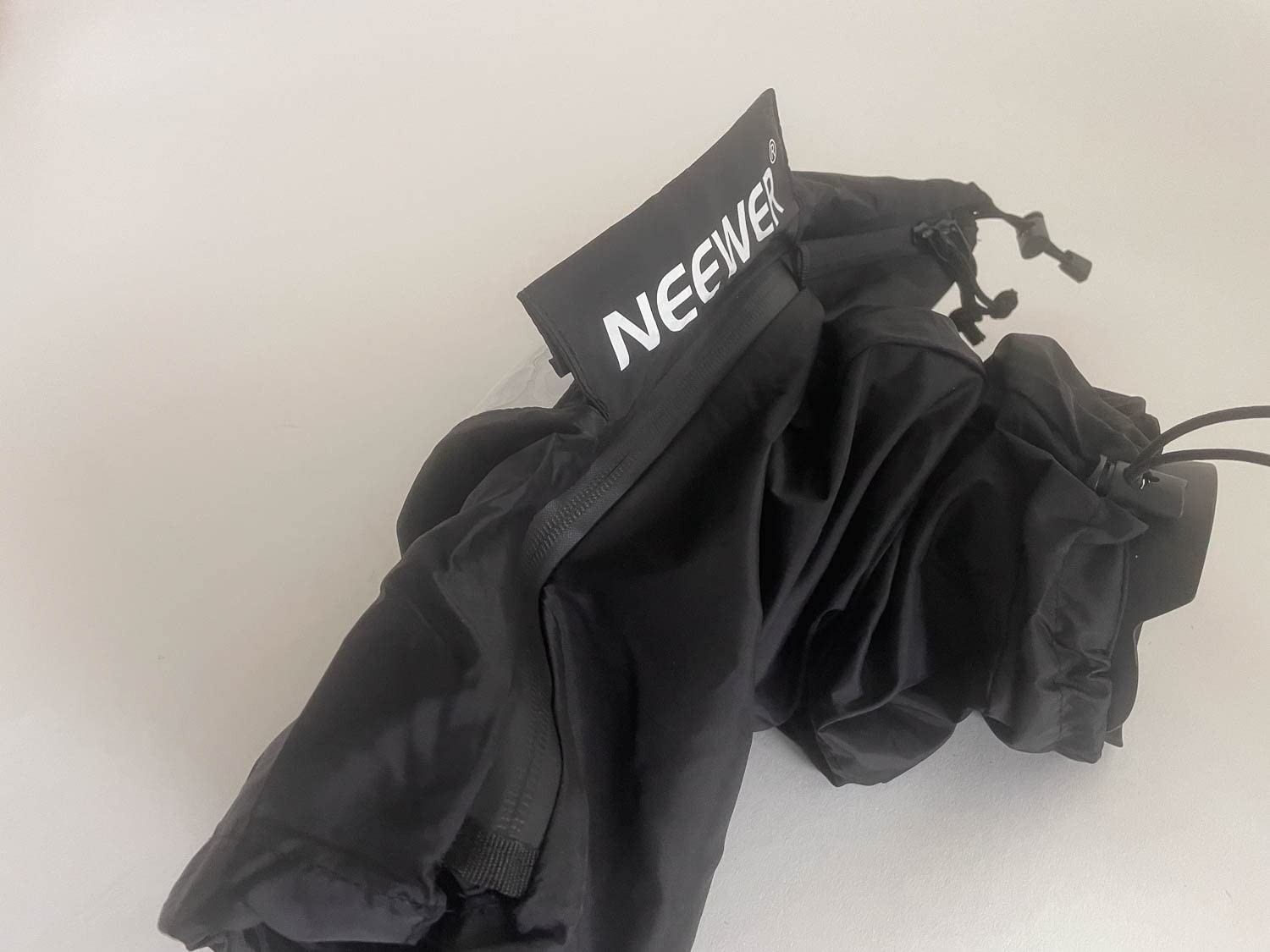 NEEWER Camera Rain Cover, Large Size Durable Nylon Raincoat Compatible with Canon Sony Nikon DSLR Mirrorless Vlog Camera & Lenses 300/400/500/600/800mm customer photo 2