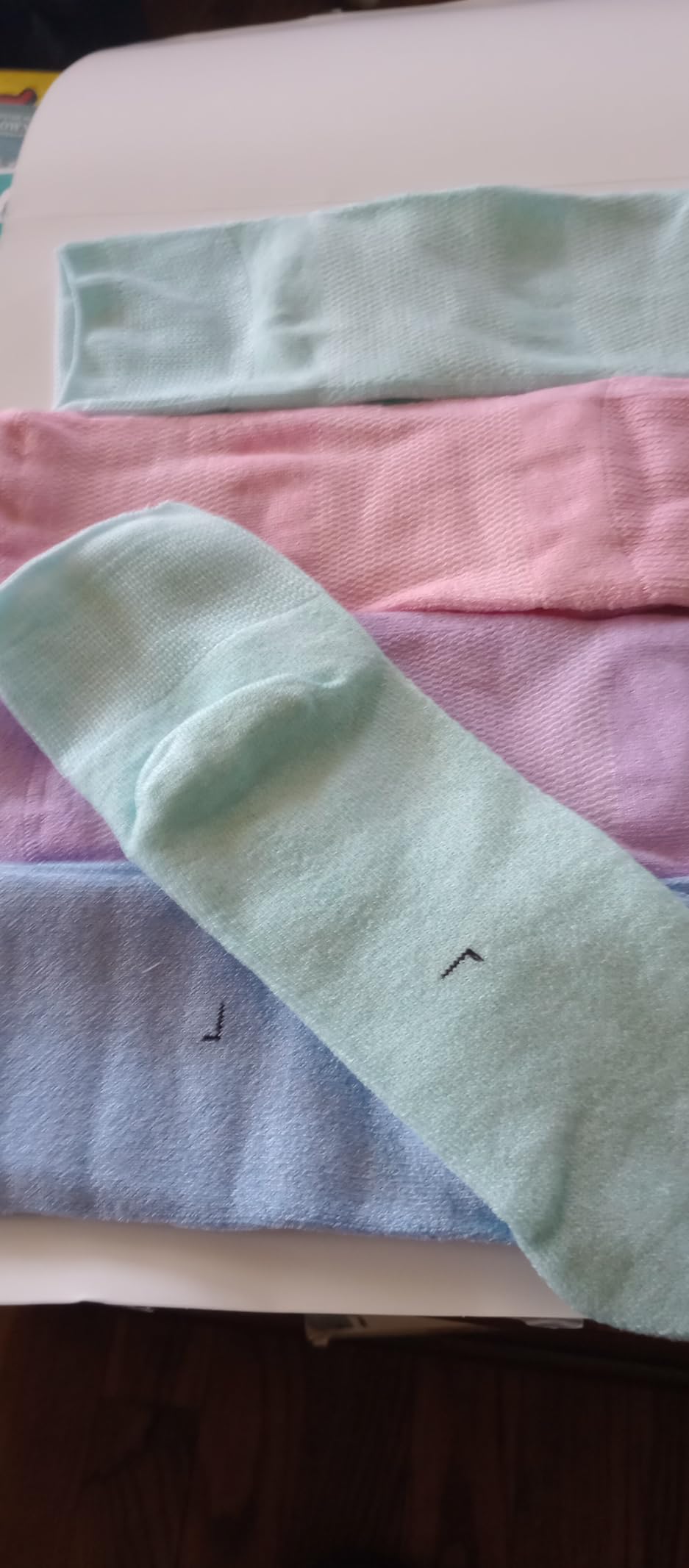 Revosoxs Diabetic Socks for Women Men, 5 Pairs Non Binding Diabetic Ankle Wide Stretchy Loose Seamless Socks 7-9 9-11 customer photo 2