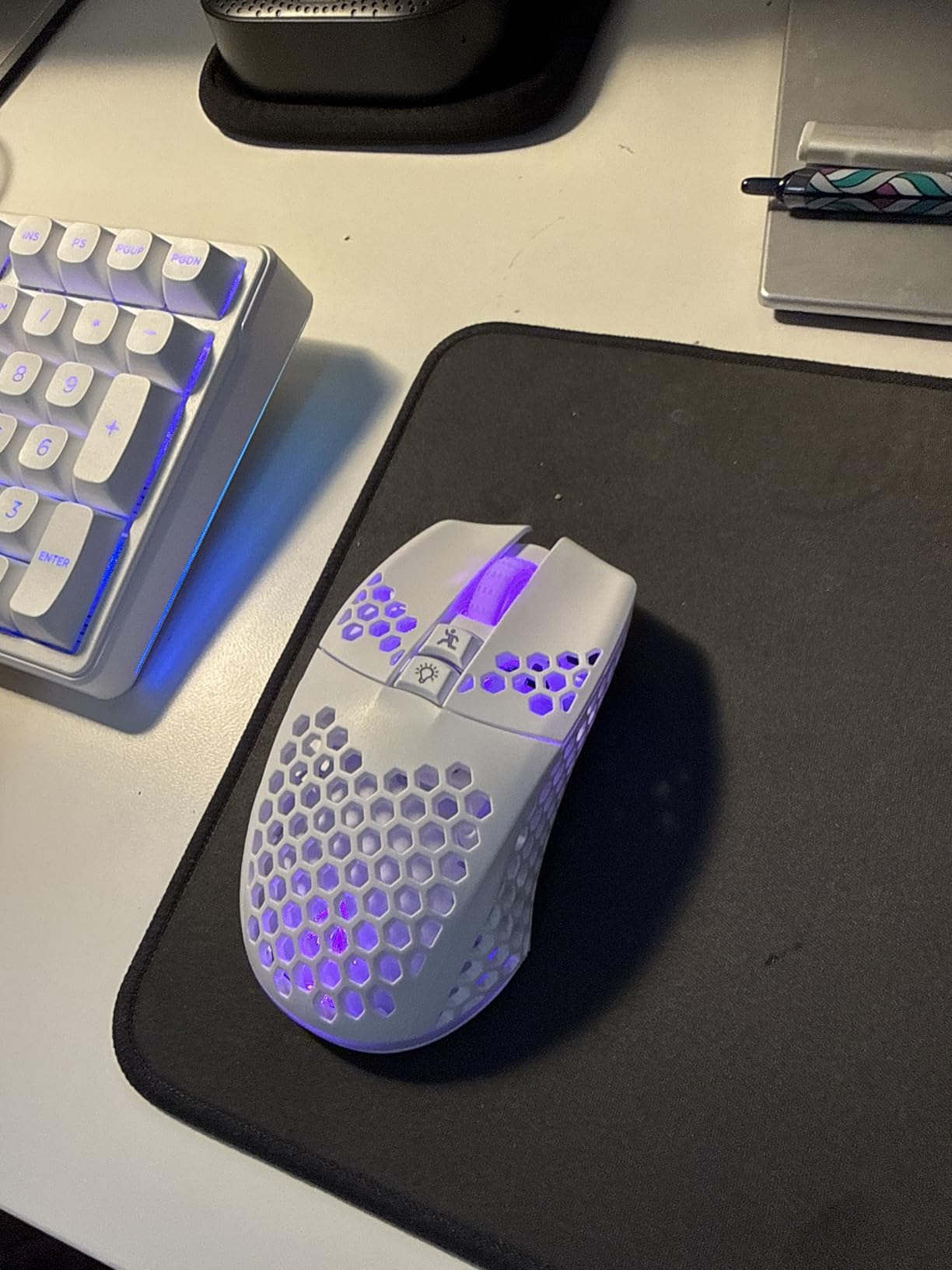 SOLAKAKA SM600 White Wireless Gaming Mouse, Tri-Modes BT5.1/Type-C Wired/2.4G Wireless Mouse with 2 Side Buttons, Programmable Macro Gamer Mouse with RGB Light for Laptop/PC/Mac customer photo 1