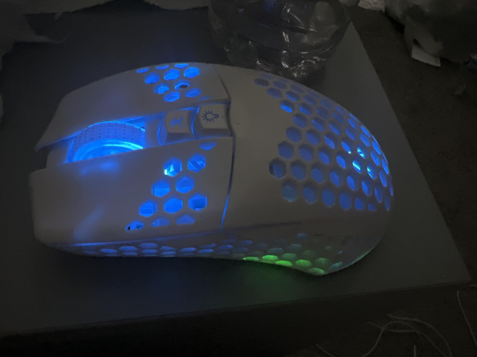 SOLAKAKA SM600 White Wireless Gaming Mouse, Tri-Modes BT5.1/Type-C Wired/2.4G Wireless Mouse with 2 Side Buttons, Programmable Macro Gamer Mouse with RGB Light for Laptop/PC/Mac customer photo 2