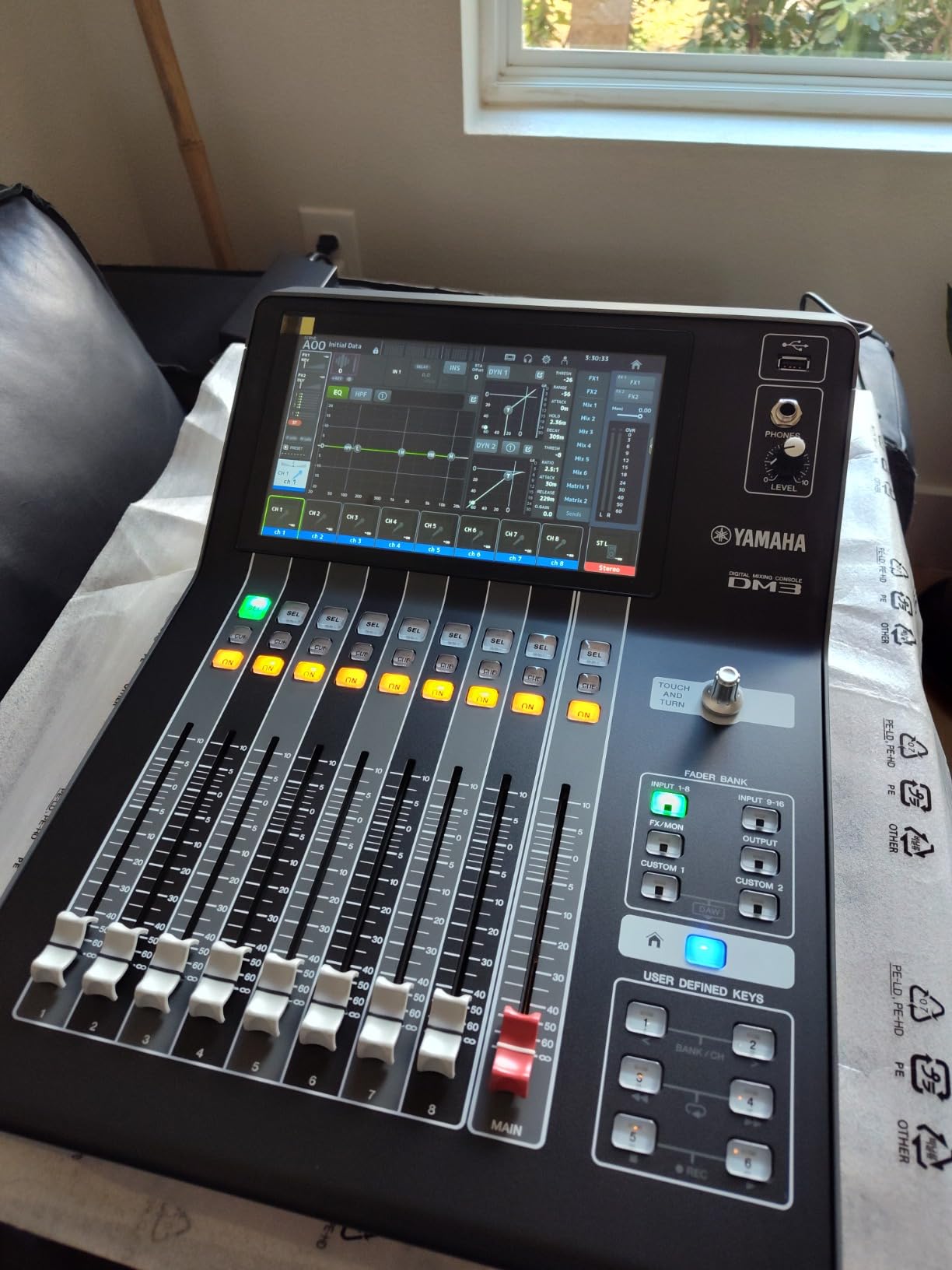 Yamaha DM3 Standard 22 Channel Ultracompact Digital Mixing Console customer photo 2