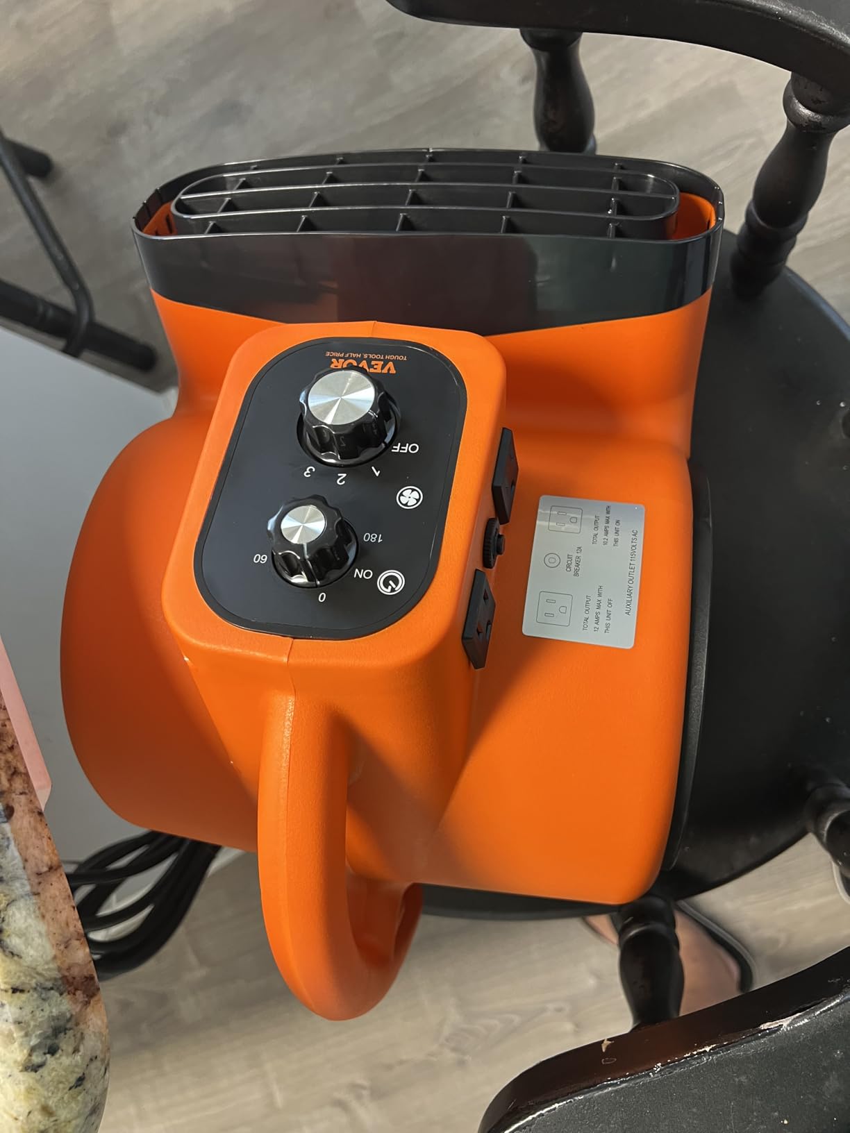 VEVOR Air Mover, 1/4 HP 1000 CFM Carpet Dryer for Cooling and Ventilating, Portable Floor Blower Fan with 4 Blowing Angles and Time Function, for Janitorial, Home, Commercial Use customer photo 1