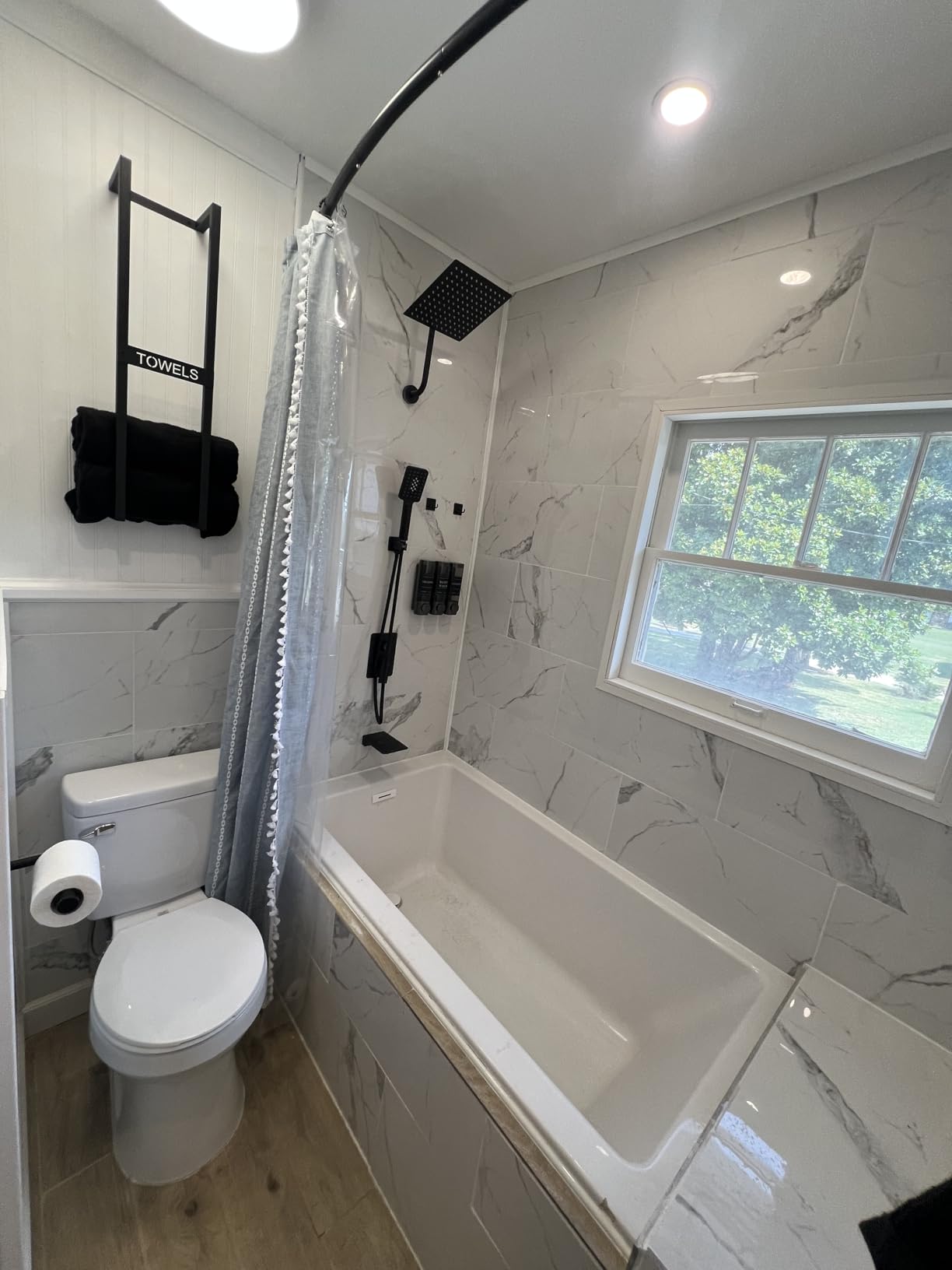Homewerks 7141-80-G4 Bathroom Fan Integrated LED Light Ceiling Mount Exhaust Ventilation customer photo 2