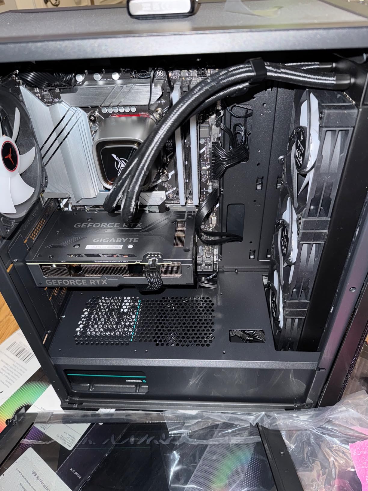 Skytech Gaming Chronos Gaming PC Desktop - Intel Core i7 13700K 3.4 GHz, NVIDIA RTX 4070, 1TB NVME SSD, 32GB DDR5 RAM RGB, 750W Gold PSU, 360mm AIO, 11AC Wi-Fi, Windows 11 Home customer photo 1