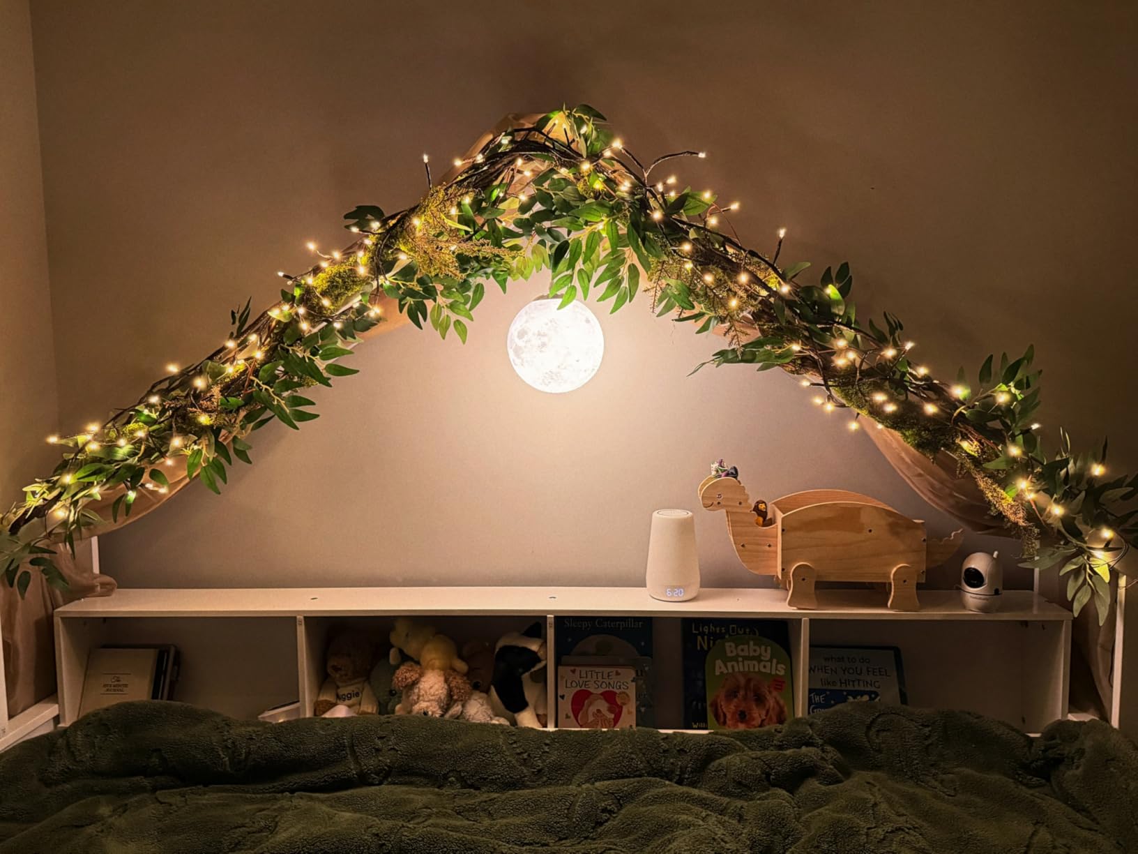 Plug-in Moon Pendant Light, Hanging Lamp with Switch & Cord, 3-Color Dimmable LED Ceiling Lamp for Kids' Bedroom or Nursery, White Lunar Night Light (LED Bulb Included) customer photo 2