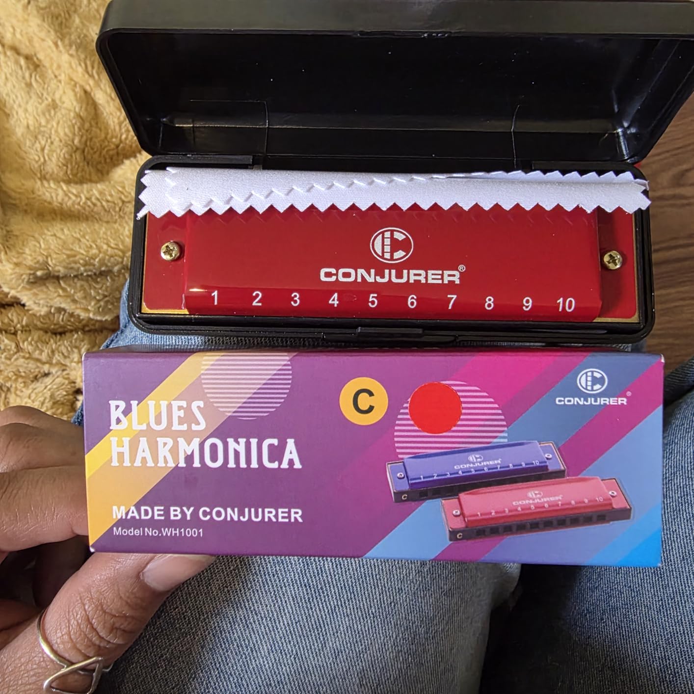 CONJURER Blues Harmonica for Beginners Adult 10 Hole Diatonic Harmonica Key of C, Brass Reed Metal Mouth Organ C Key with Case, Key C Black customer photo 1