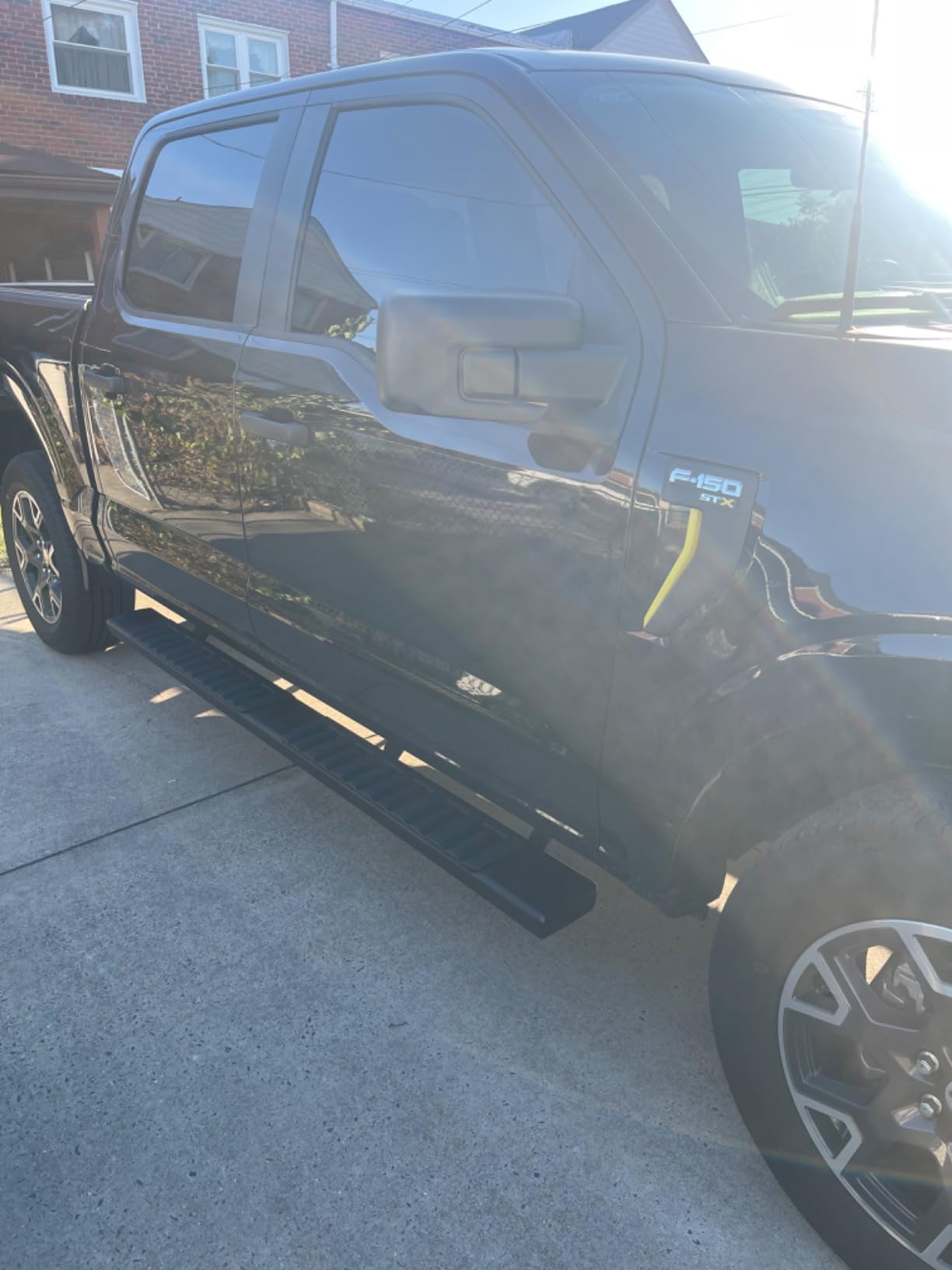 Running Boards for 2015-2026 Ford F-150 SuperCrew Cab & 2017-2026 Ford F-250 F-350 Super Duty Crew Cab customer photo 2